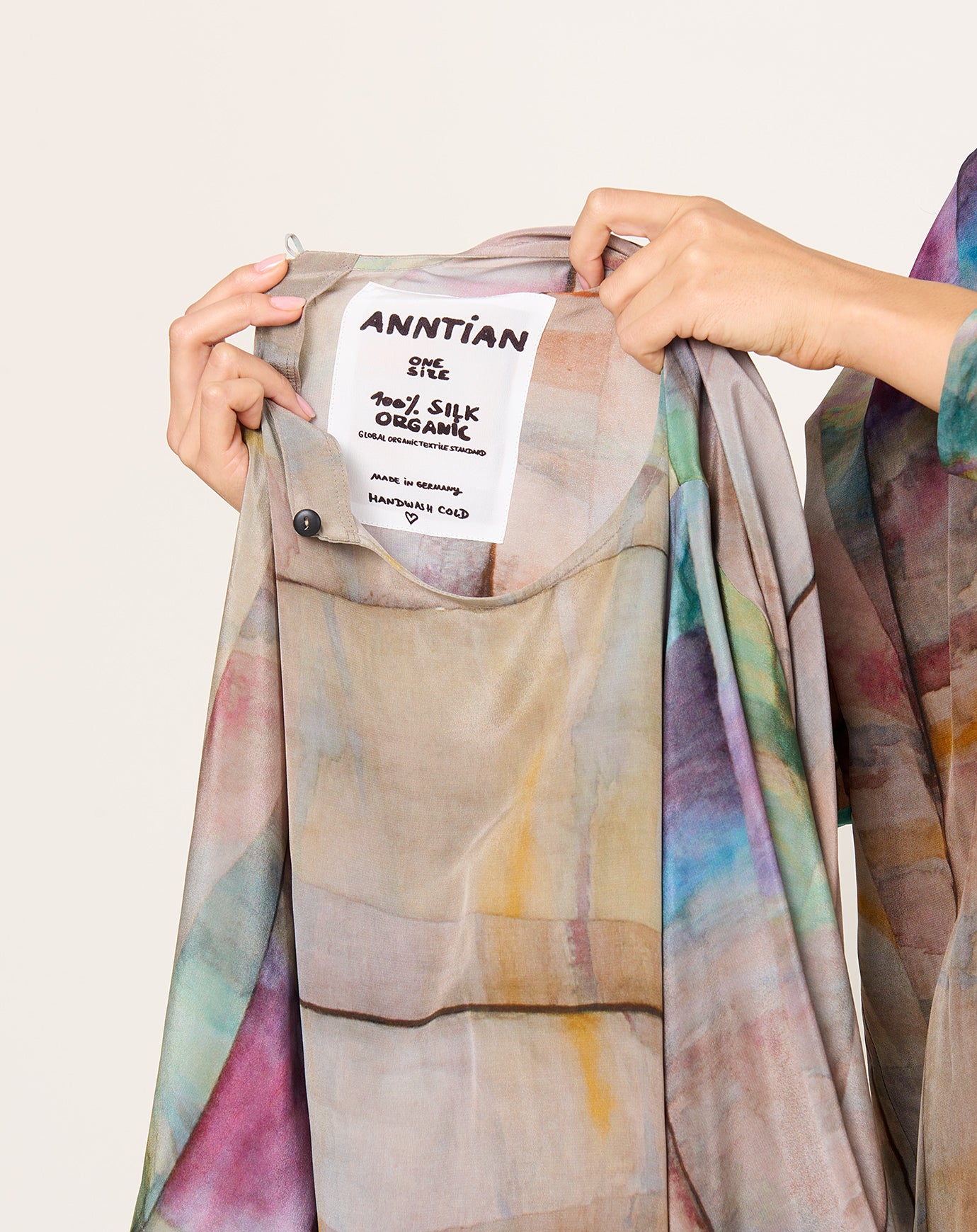 Anntian Silk Top in PRINT 9