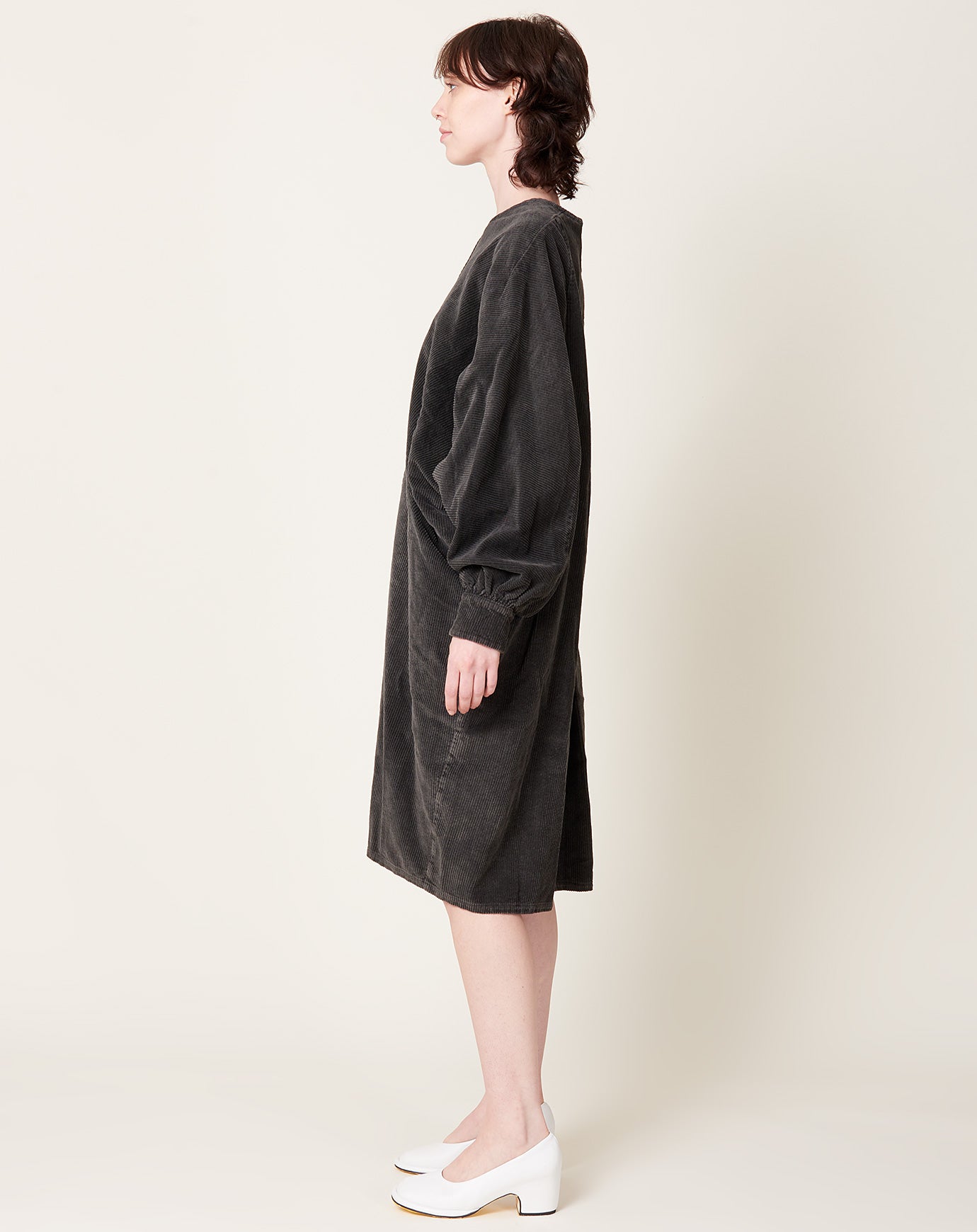 Anntian Corduroy Dress in Used Black