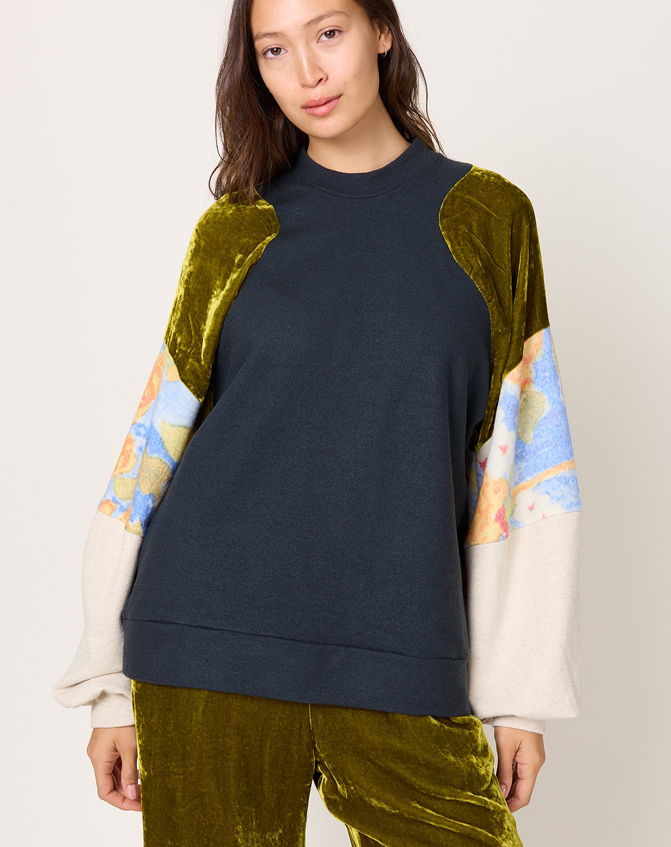 Anntian Mix Sweaty in PRINT 1A