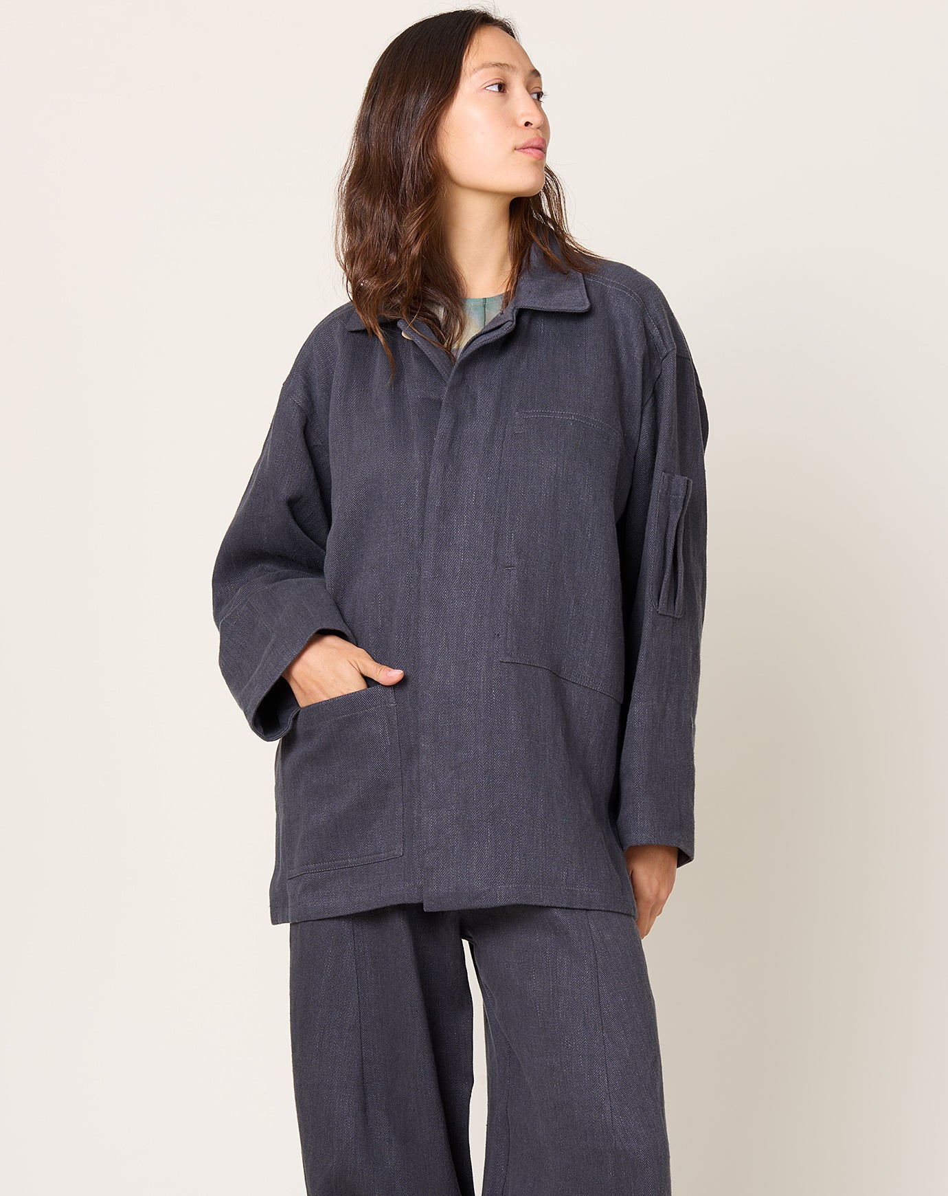 Anntian Unisex Jacket in Black