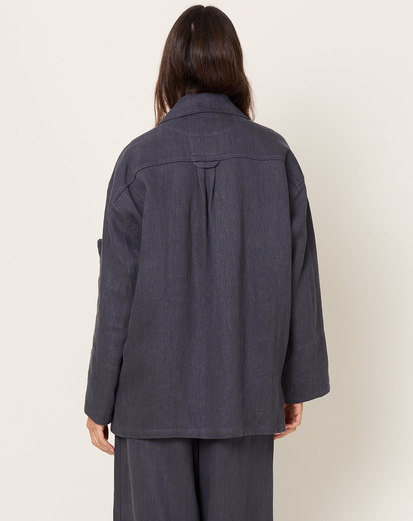 Anntian Unisex Jacket in Black