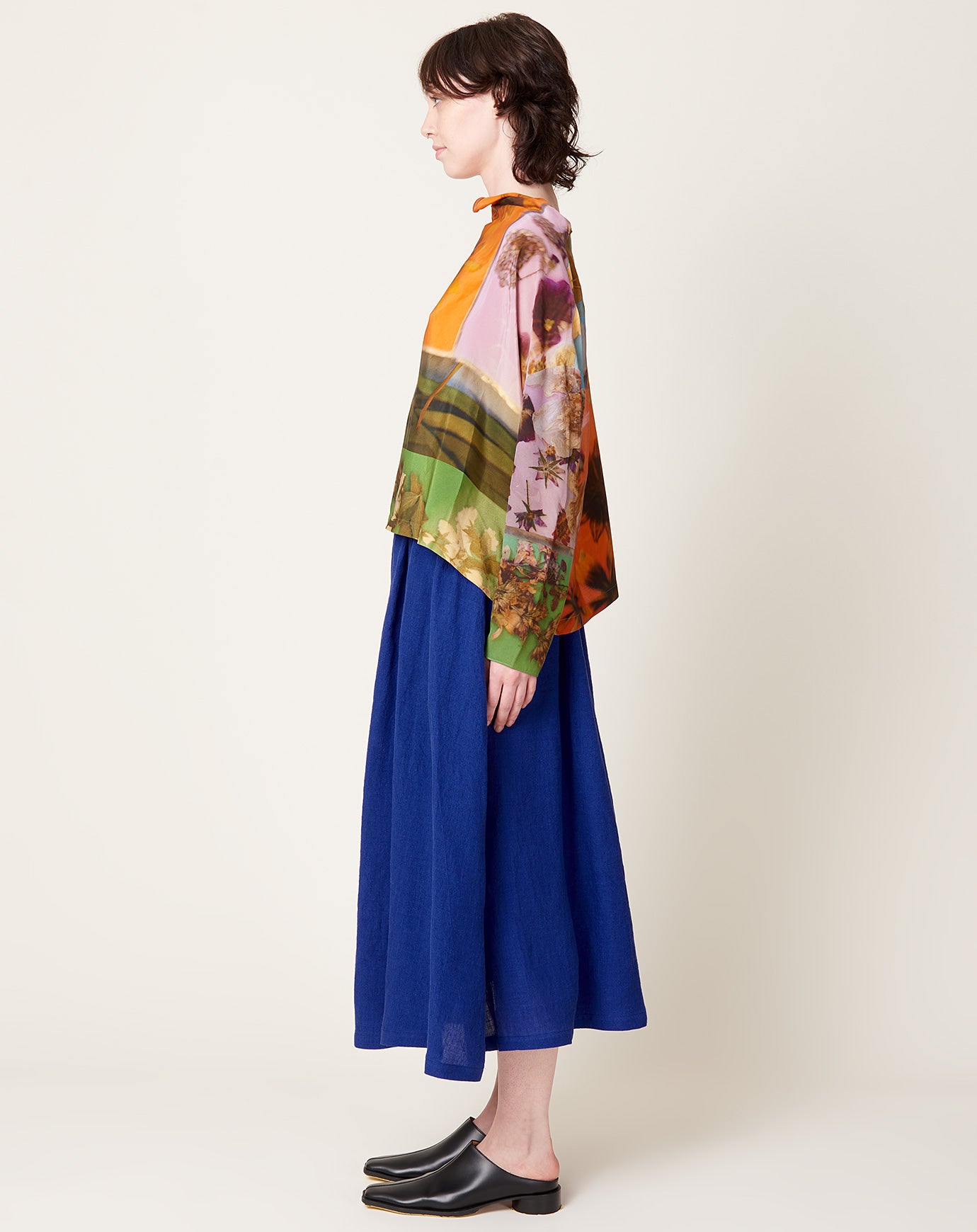 Anntian Wide Skirt in Royal Blue