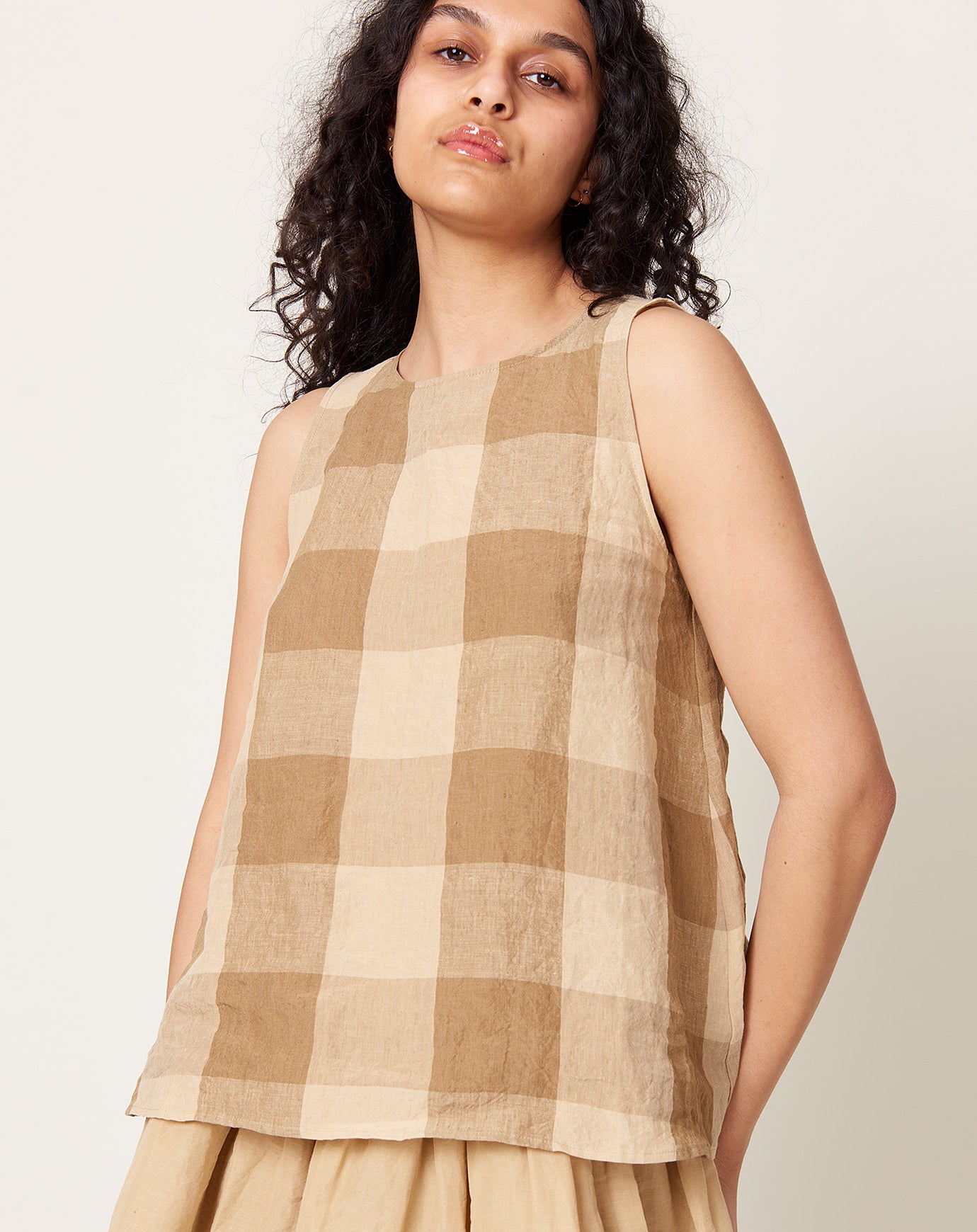 apuntob Macro Vichy Linen Sleeveless Top in Hazelnut