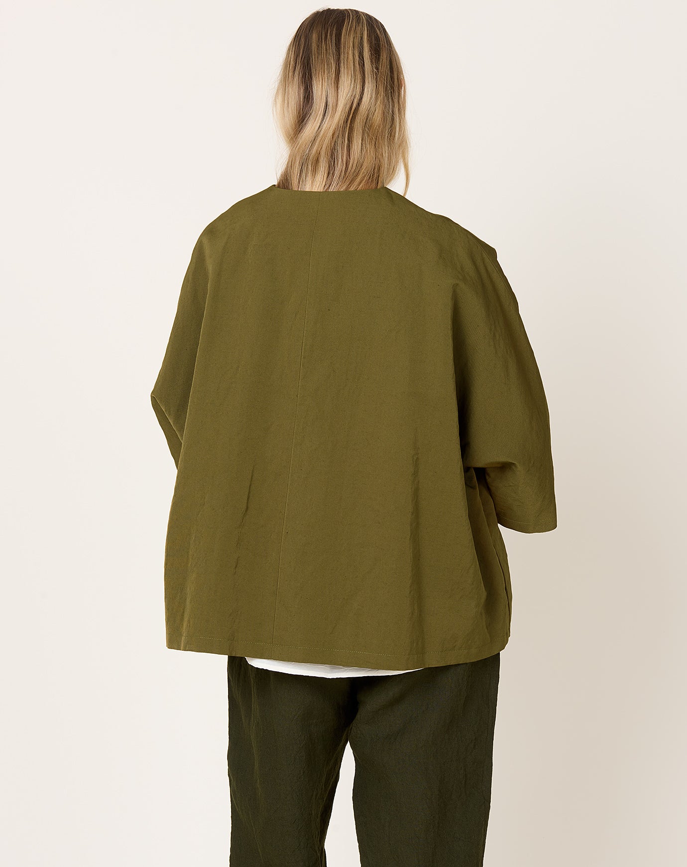 apuntob Collarless Technical Linen Jacket in Military Green