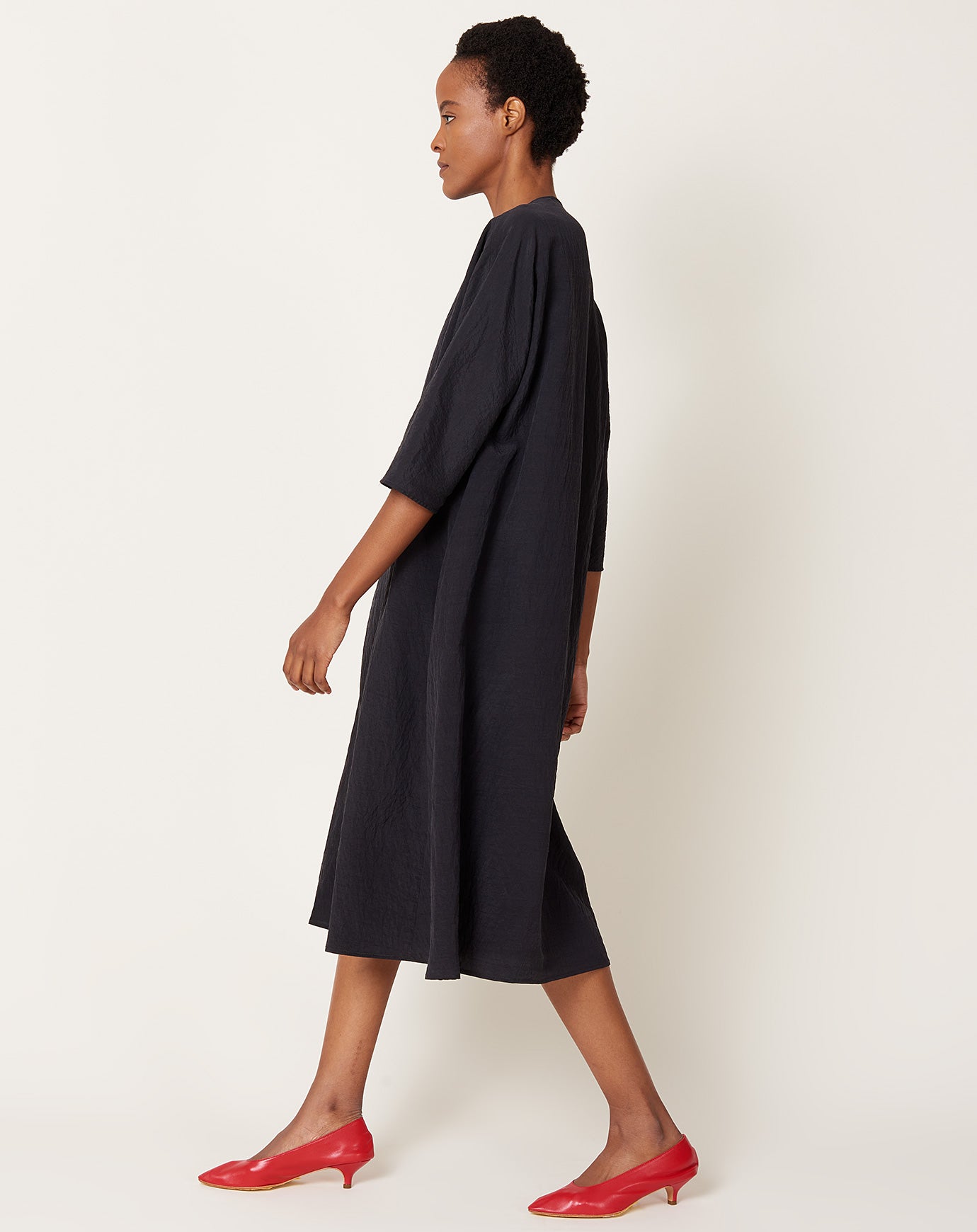 apuntob Technical Silk Dress in Black