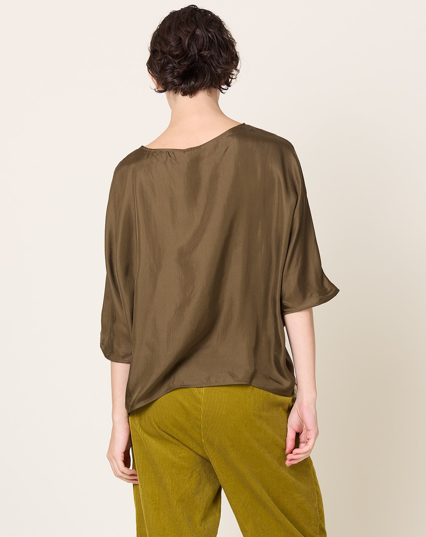 apuntob Silk Top in Militare