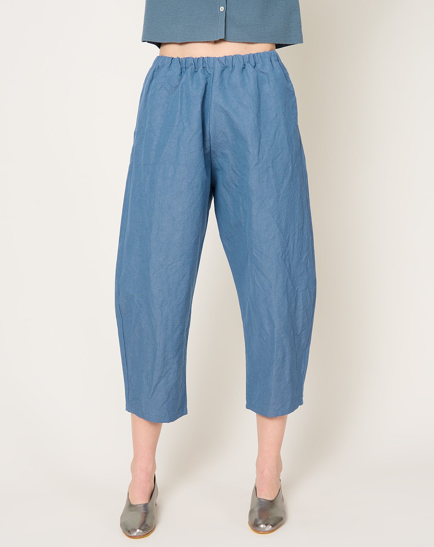 apuntob Cotton Linen Curved Leg Trouser in Sugar Blue