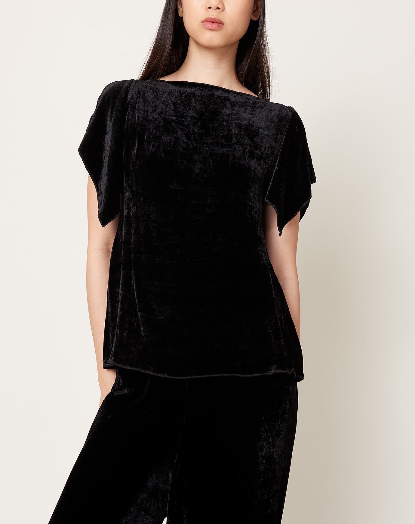 Baserange Olin Top in Black