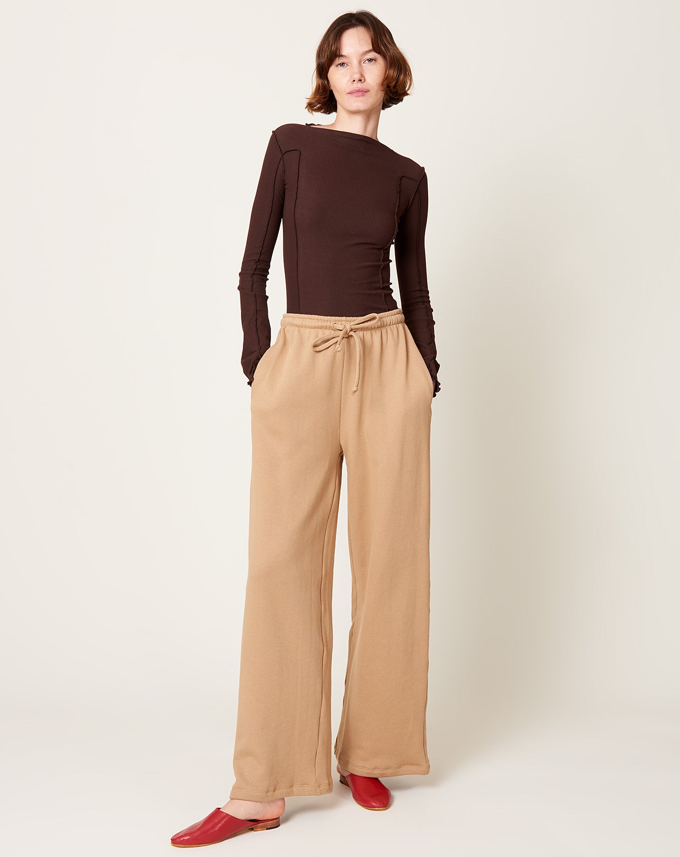 Baserange Ordu Sweatpants in Beige