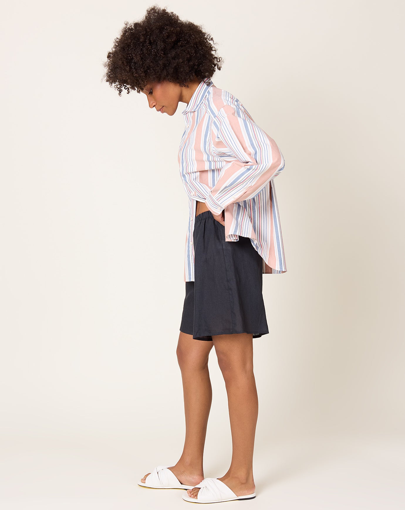 Baserange Ori Shorts in Gerard Navy