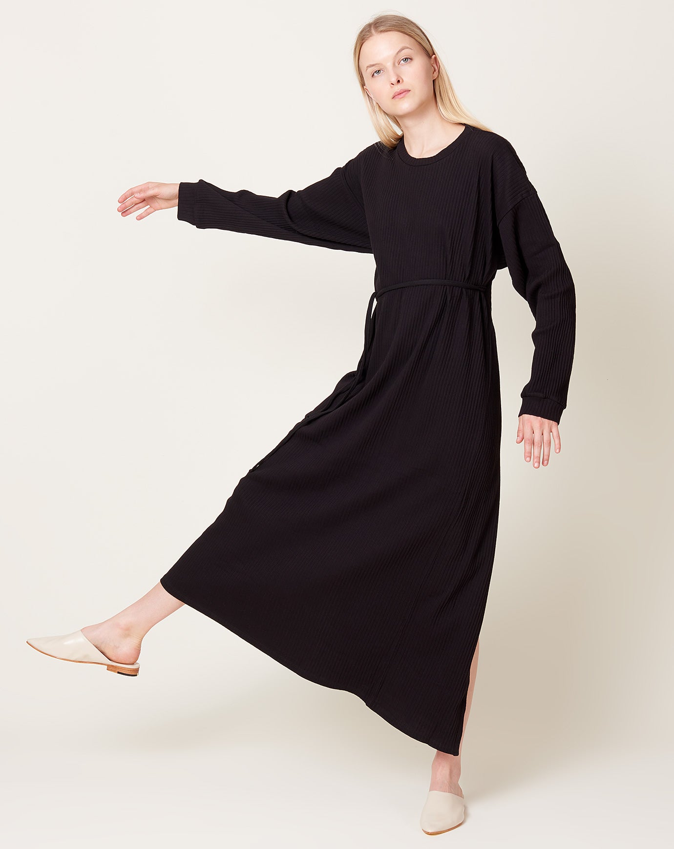 Baserange Shaw Long Sleeve Kaftan in Black