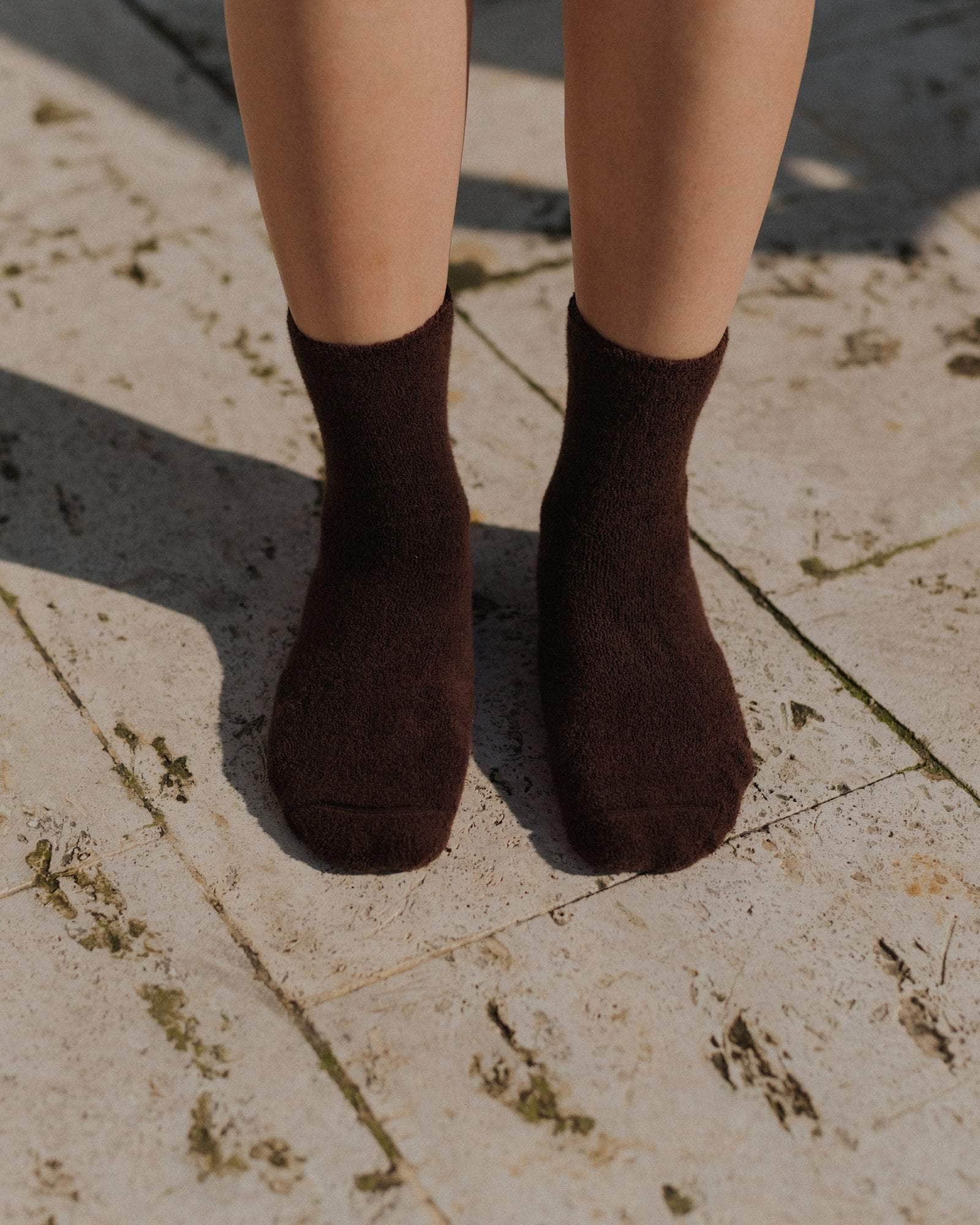 Baserange Buckle Overankle Socks in Orta Brown