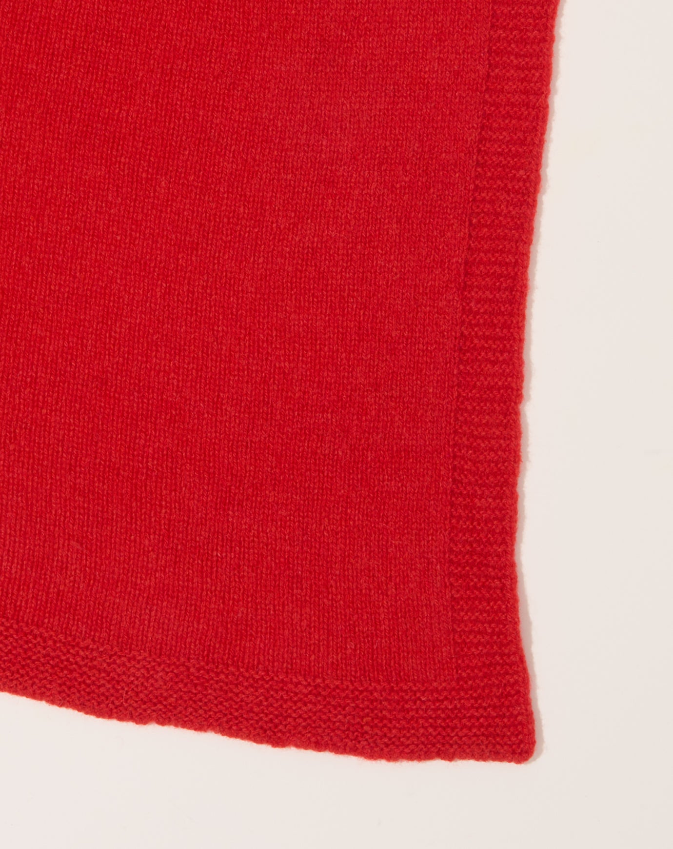 Baserange Whit Scarf in Melograno Red