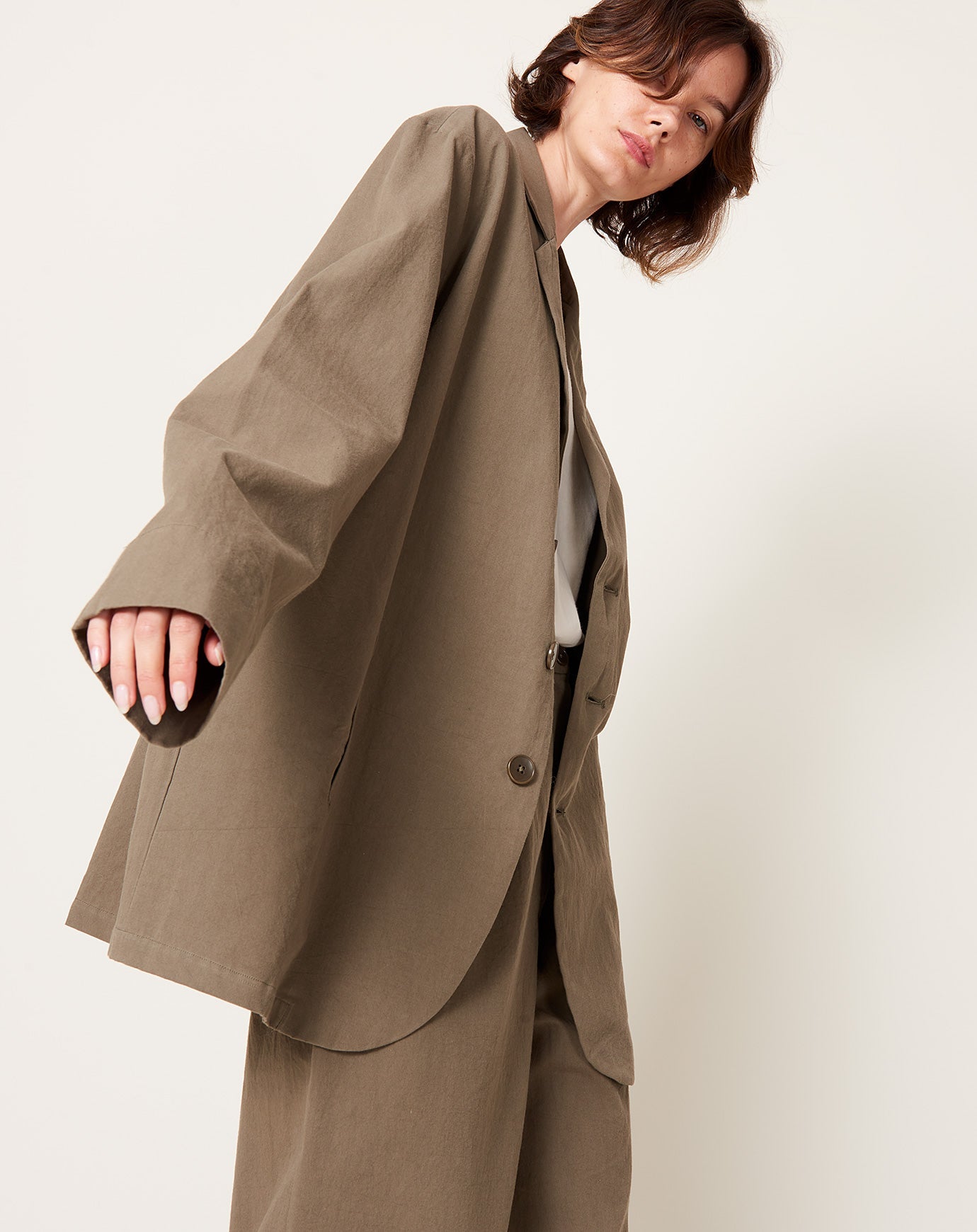 Black Crane Blazer in Dark Olive