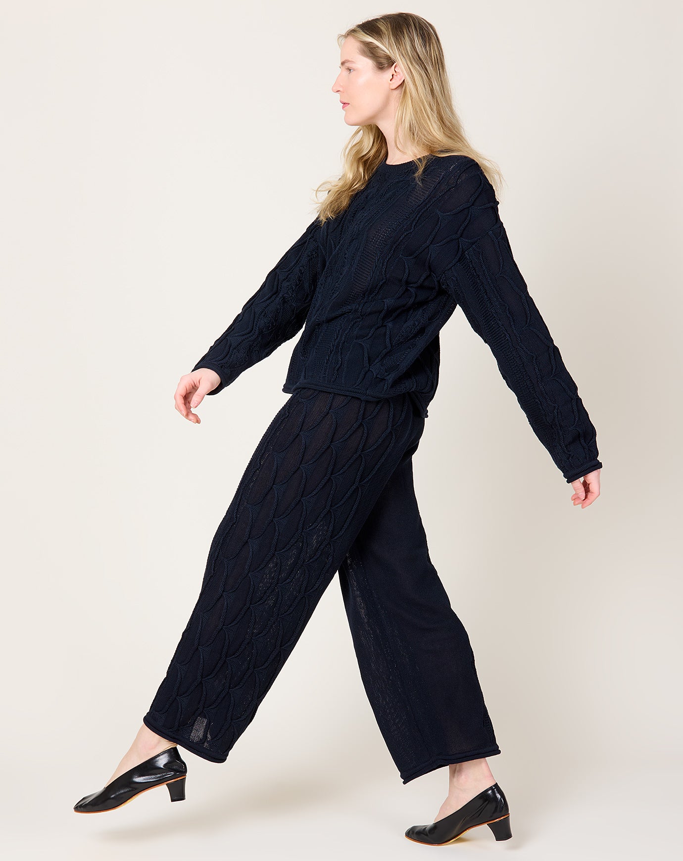 Black Crane Cable Knit Pants in Dark Navy