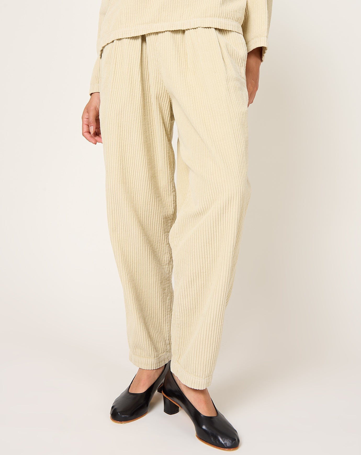Black Crane Carpenter Pants in Ivory
