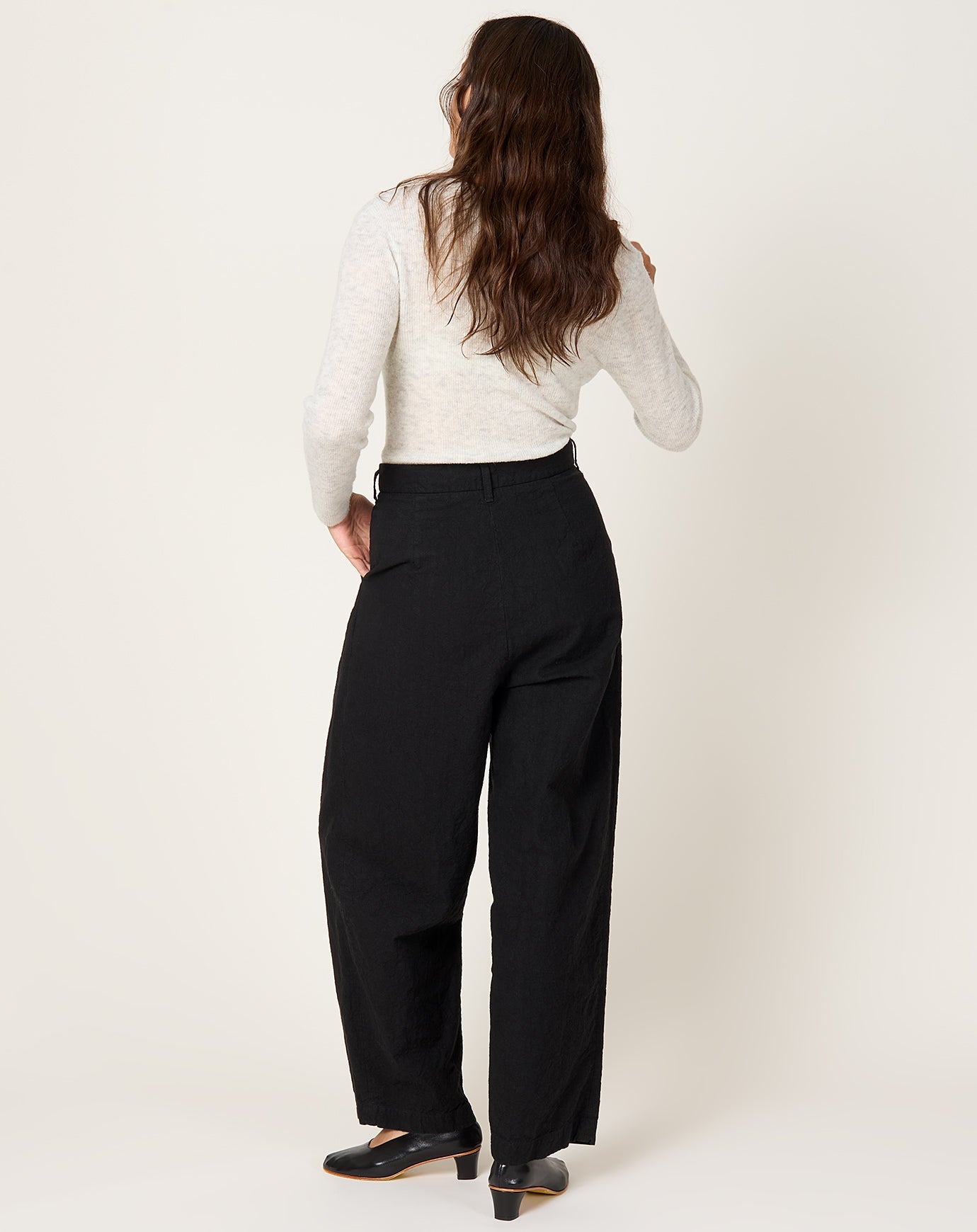 Black Crane Crinkled Trouser in Black