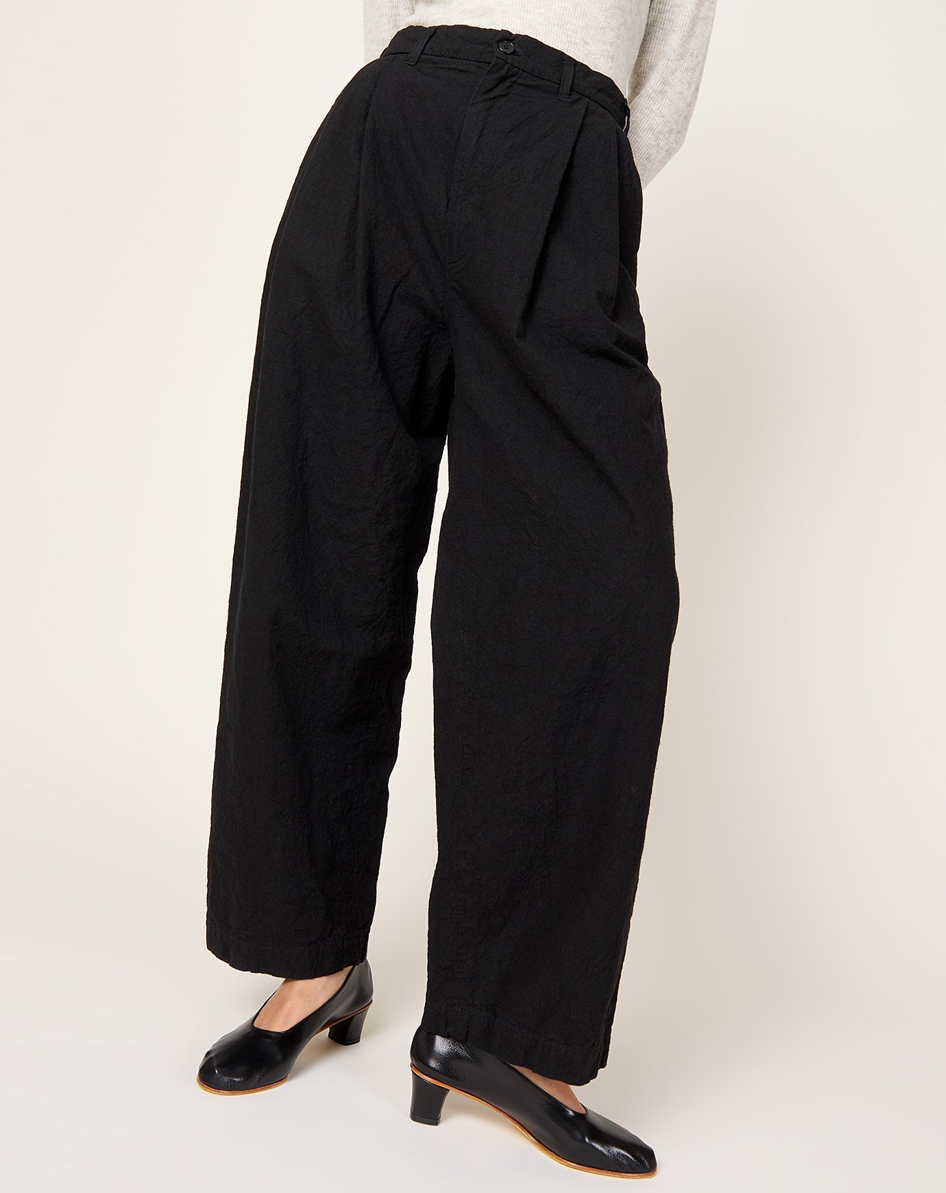 Black Crane Crinkled Trouser in Black