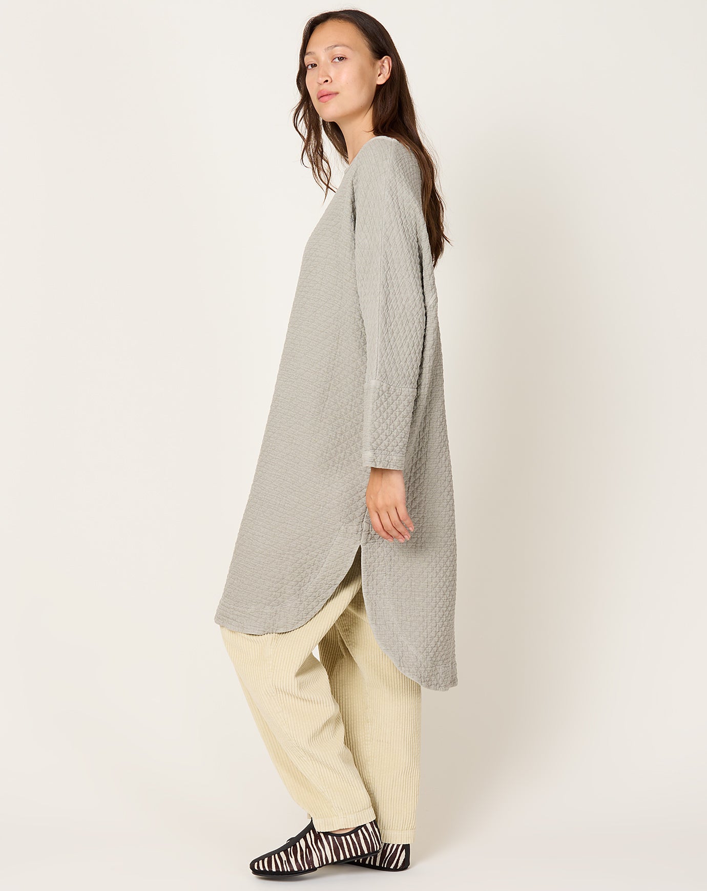 Black Crane Diamond Quilted Painter Dress in Limestone