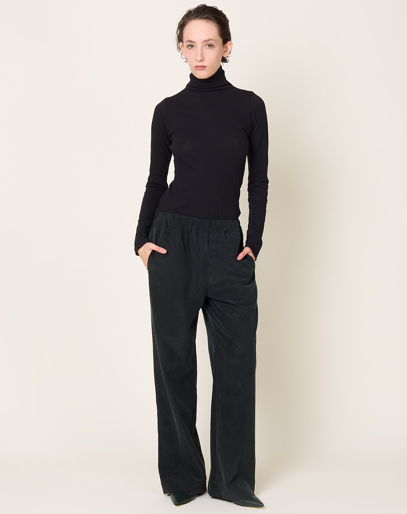 Black Crane Straight Pants in Black