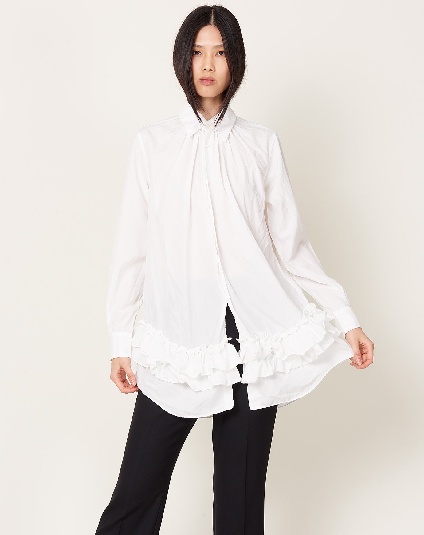 Comme des Garçons Comme des Garçons Ruffle Bottom Shirt in White