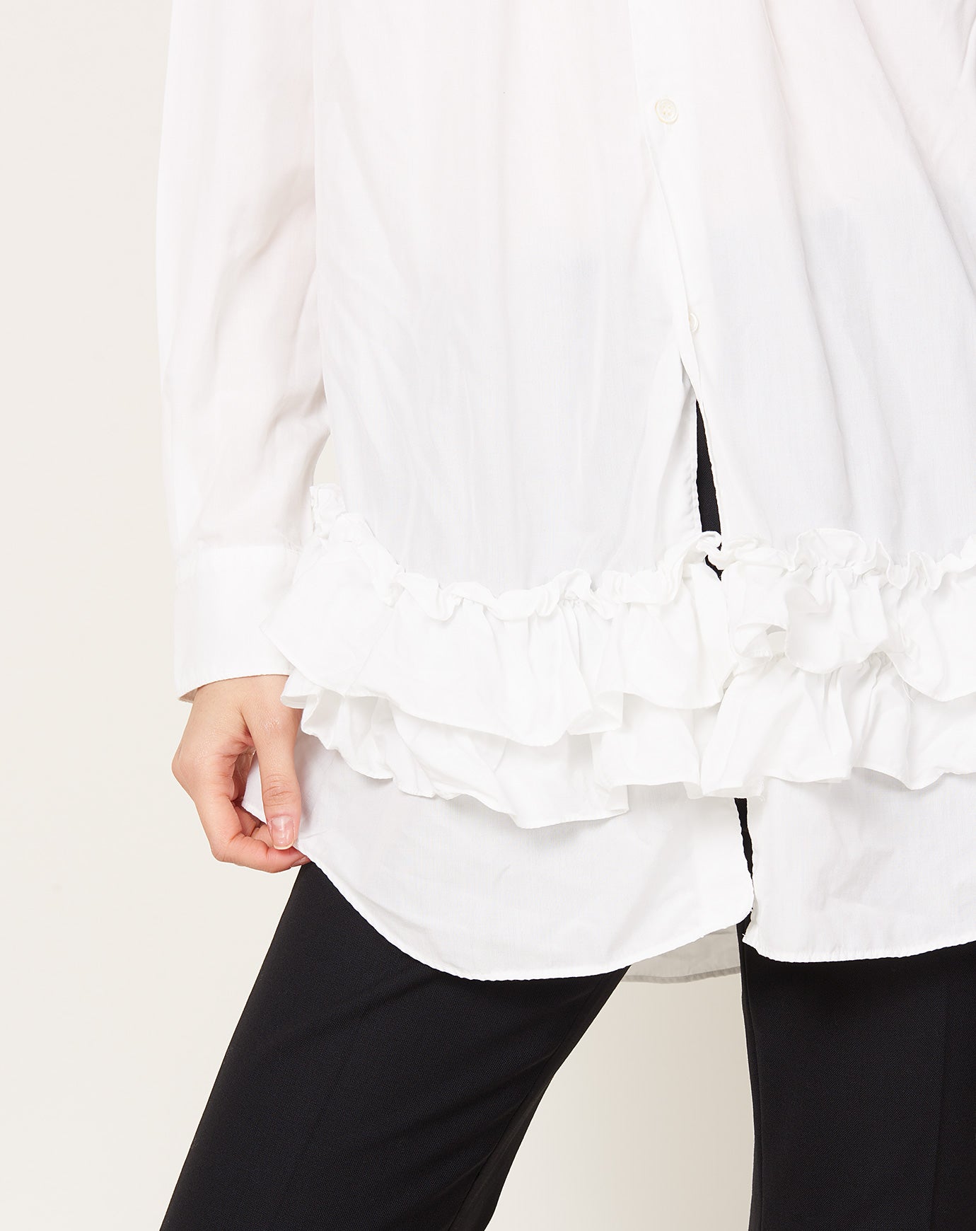 Comme des Garçons Comme des Garçons Ruffle Bottom Shirt in White