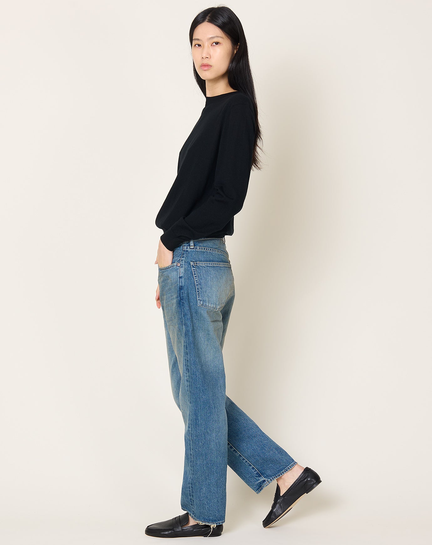 Chimala Selvedge Denim Narrow Straight Cut in Medium Wash