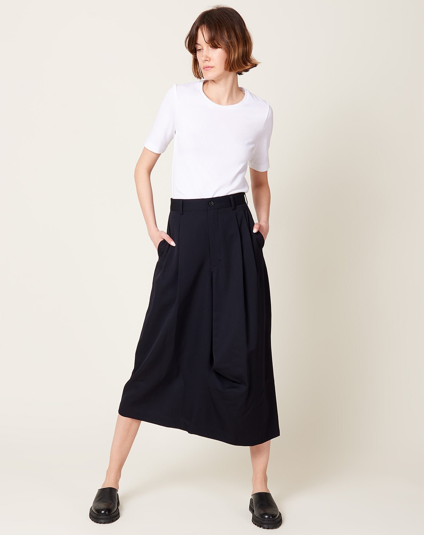 Comme des Garçons Comme des Garçons Wool Gabardine Curved Leg Cropped Pants in Navy