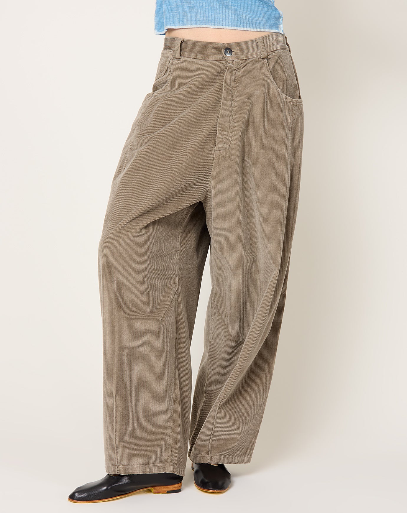 Cordera Corduroy Baggy Pants in Cobblestone