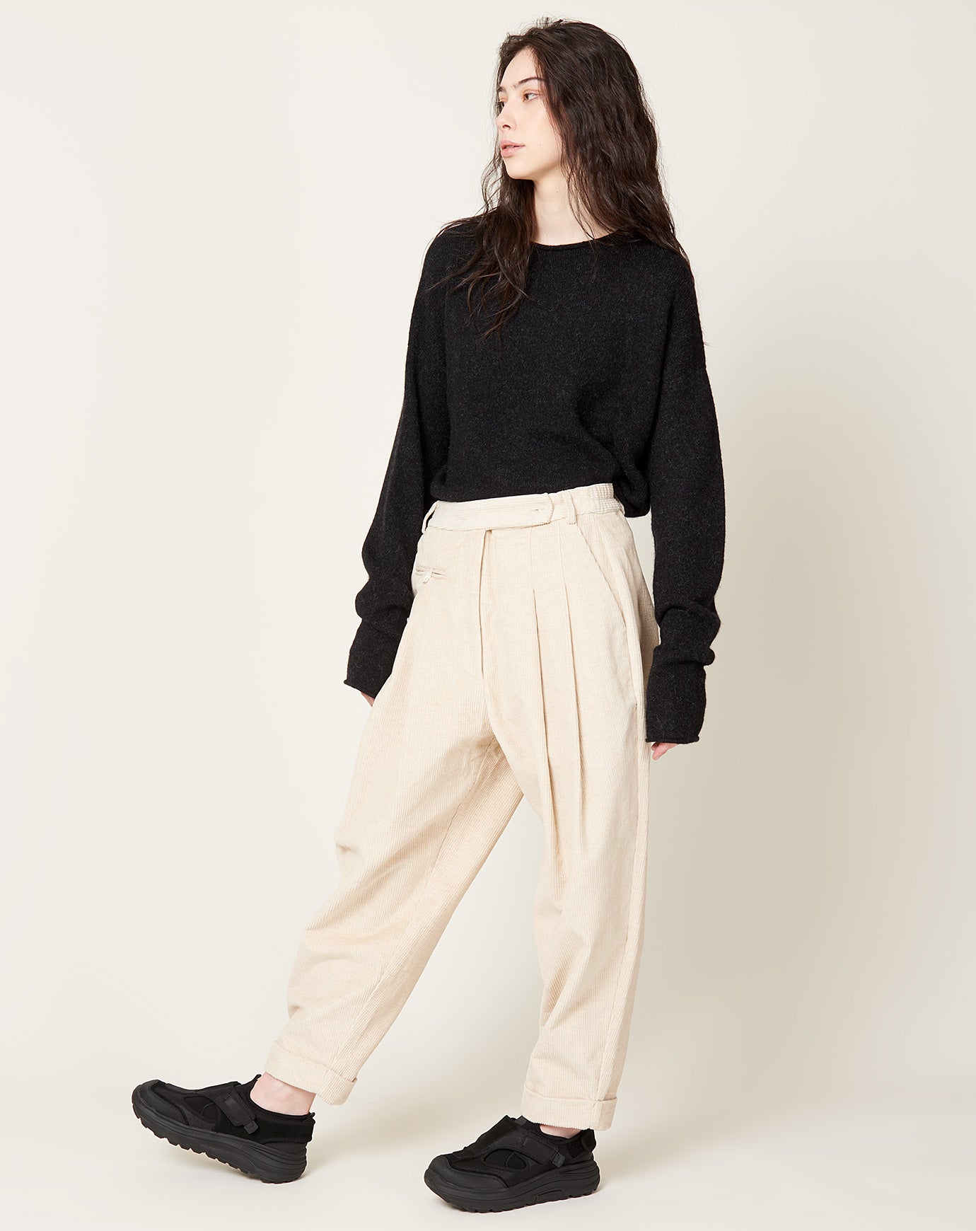 Cordera Corduroy Carrot Pants