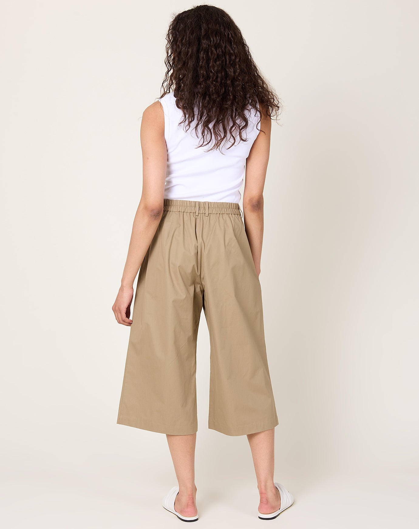Cordera Cotton Capri Pants in Camel