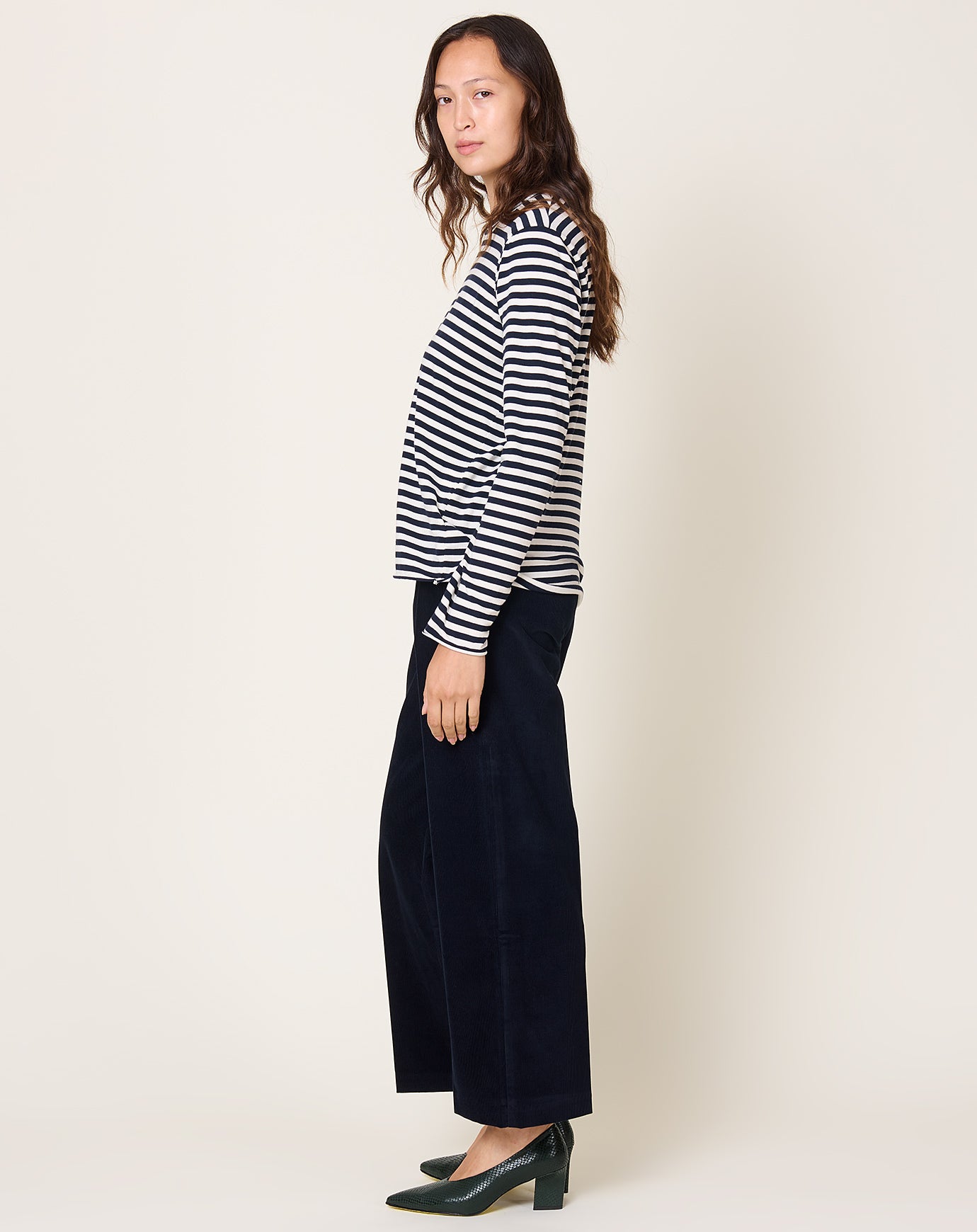 Cordera Low Rise Corduroy Pants in Navy