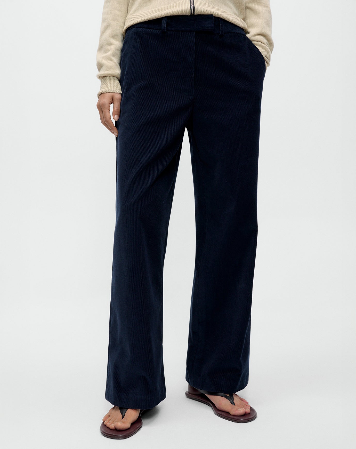 Cordera Low Rise Corduroy Pants in Navy