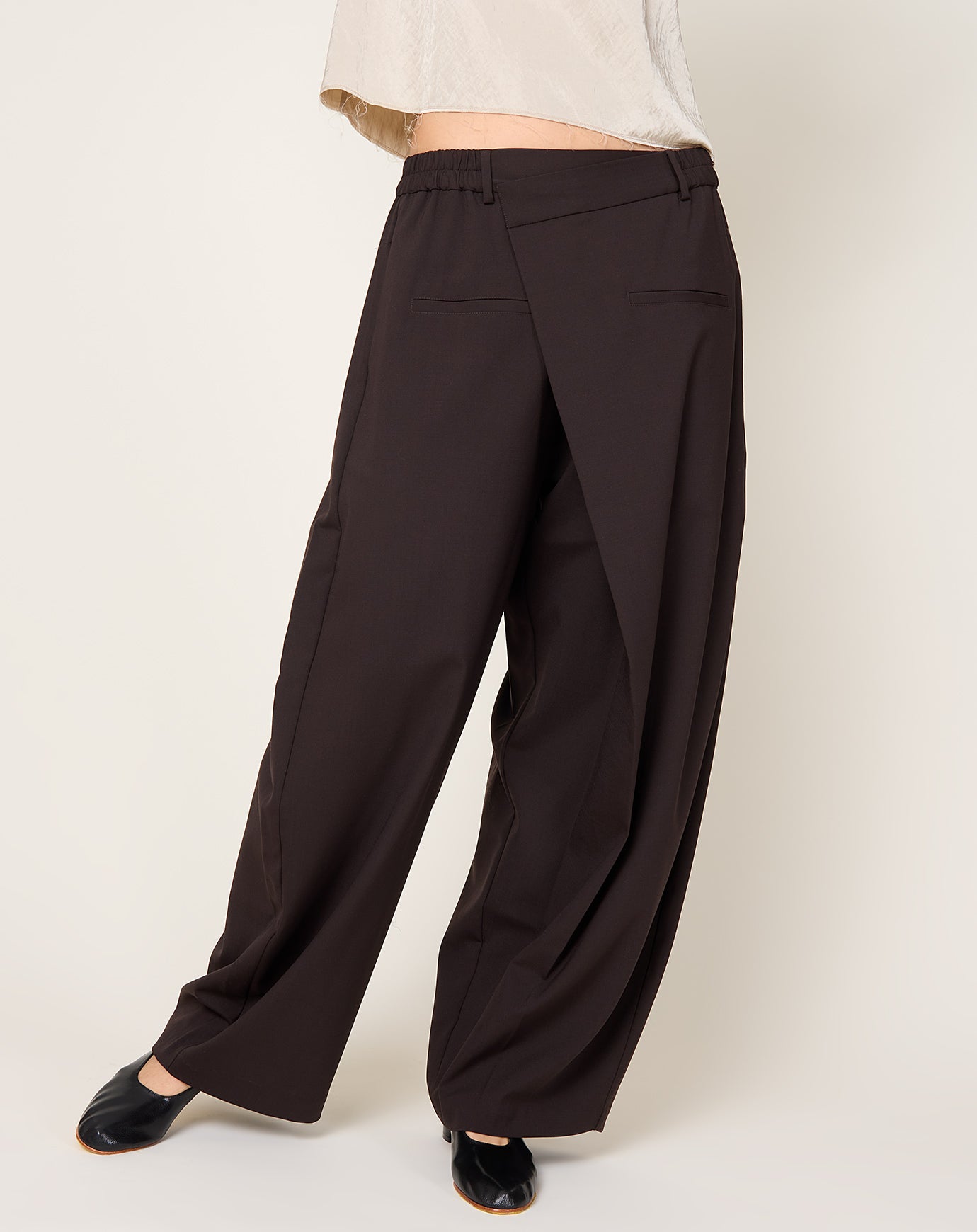 Cordera Tailoring Crossover Pants in Dark Brown