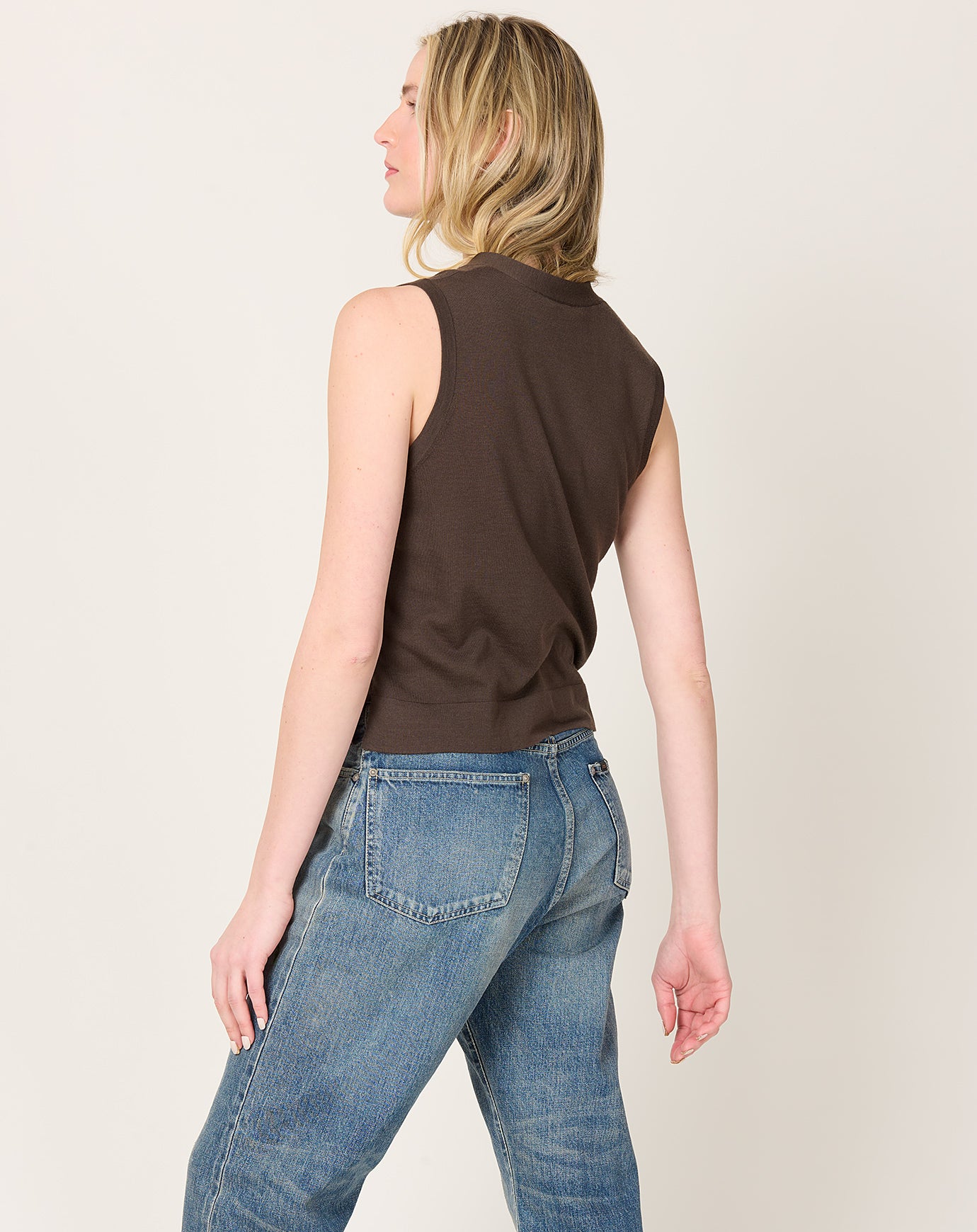 Demylee Ariya Vest in Cocoa