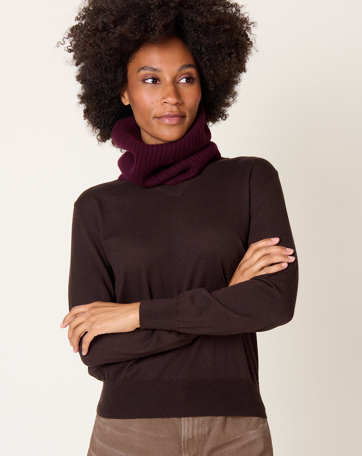 Demylee Aspen Cashmere Muffler in Garnet