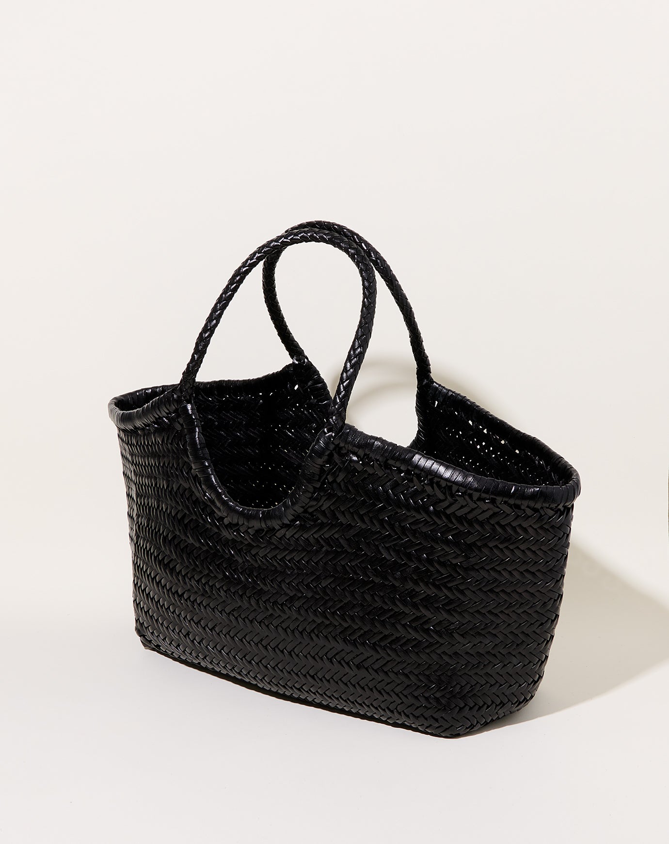 Dragon Diffusion Nantucket Basket in Black