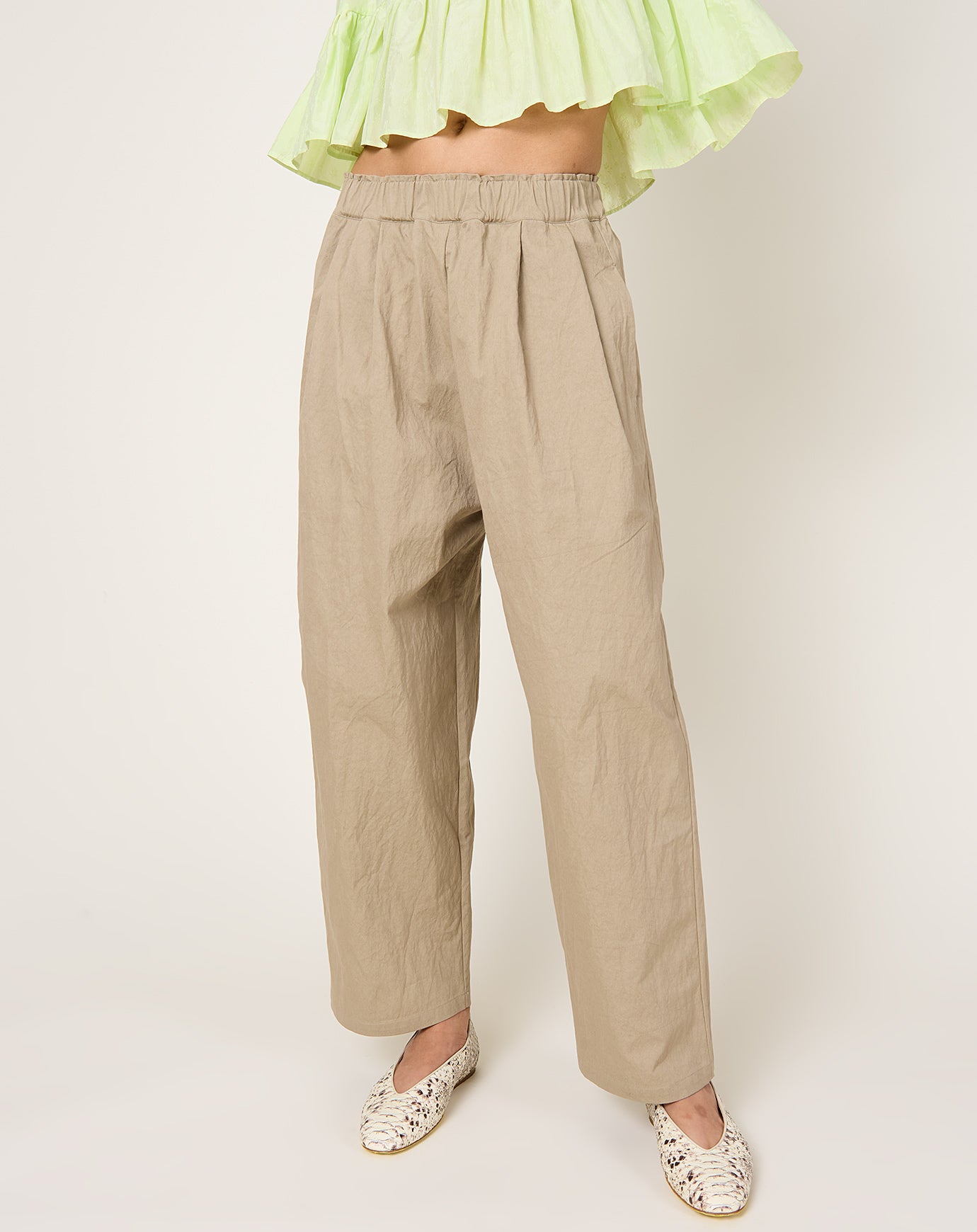 Eleph Luce Easy Trouser in Khaki