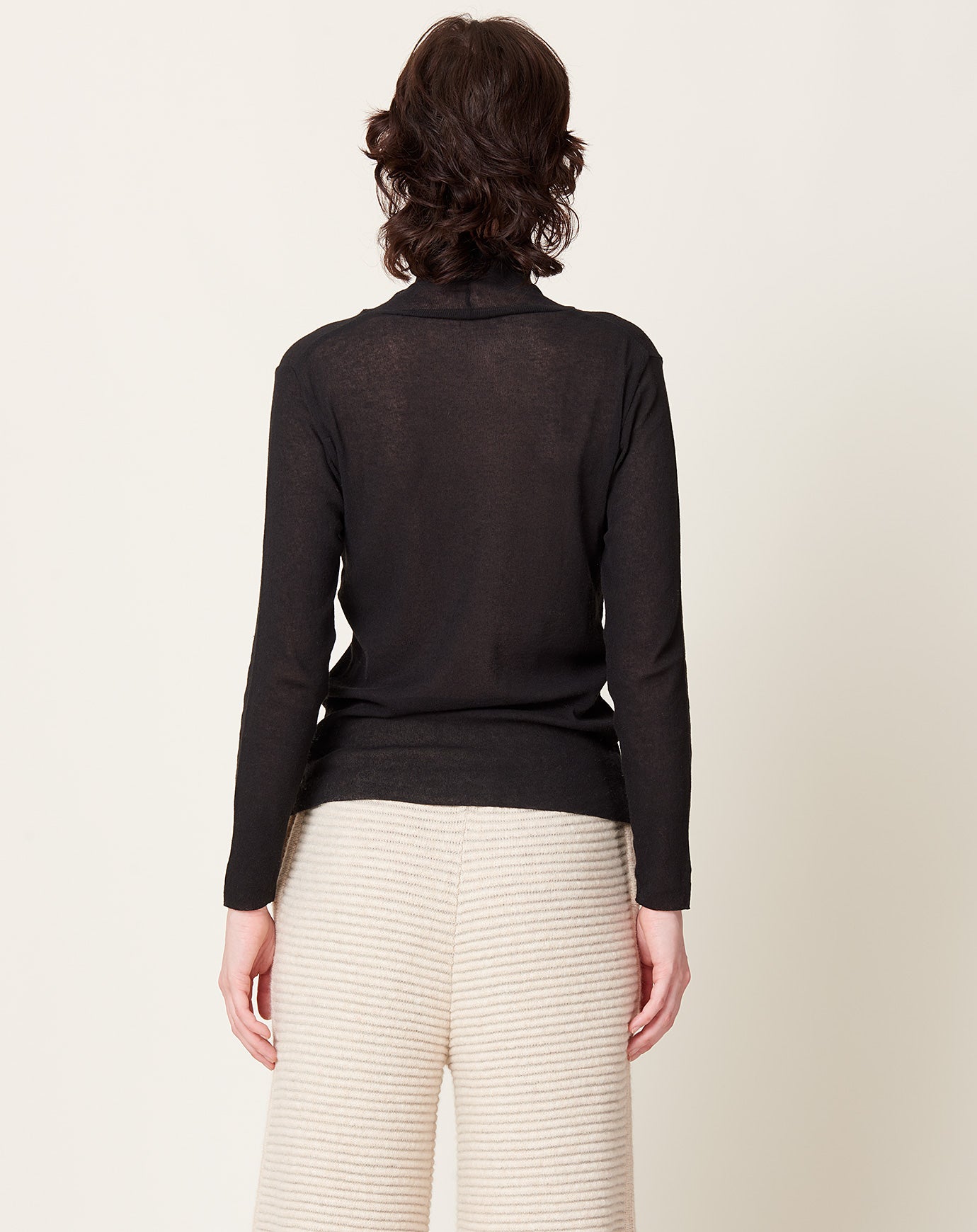 evam eva Cotton Turtleneck in Sumi