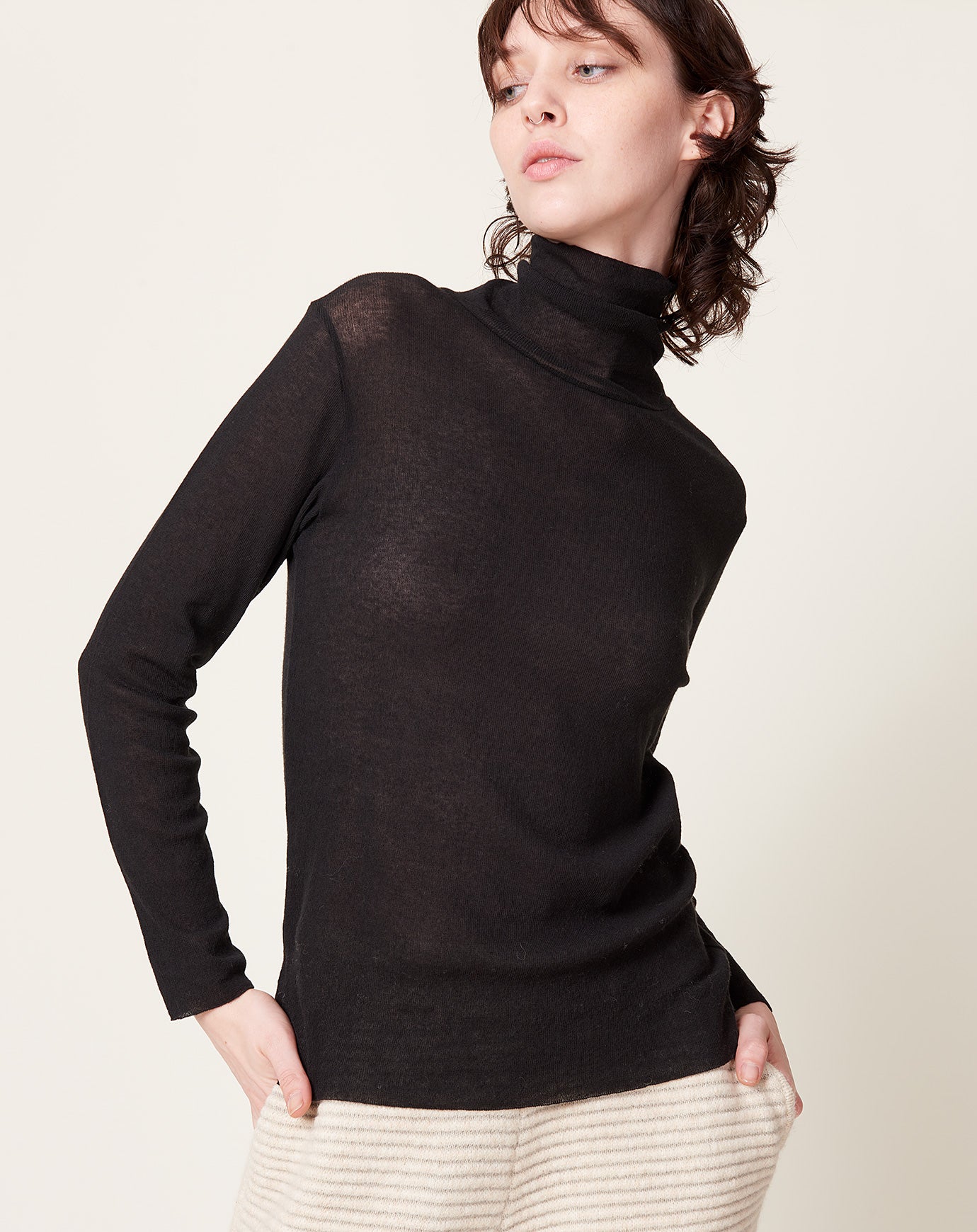 evam eva Cotton Turtleneck in Sumi