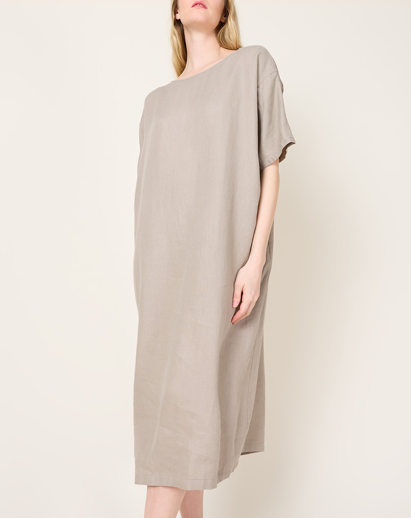 evam eva Linen Dolman Dress in Sage