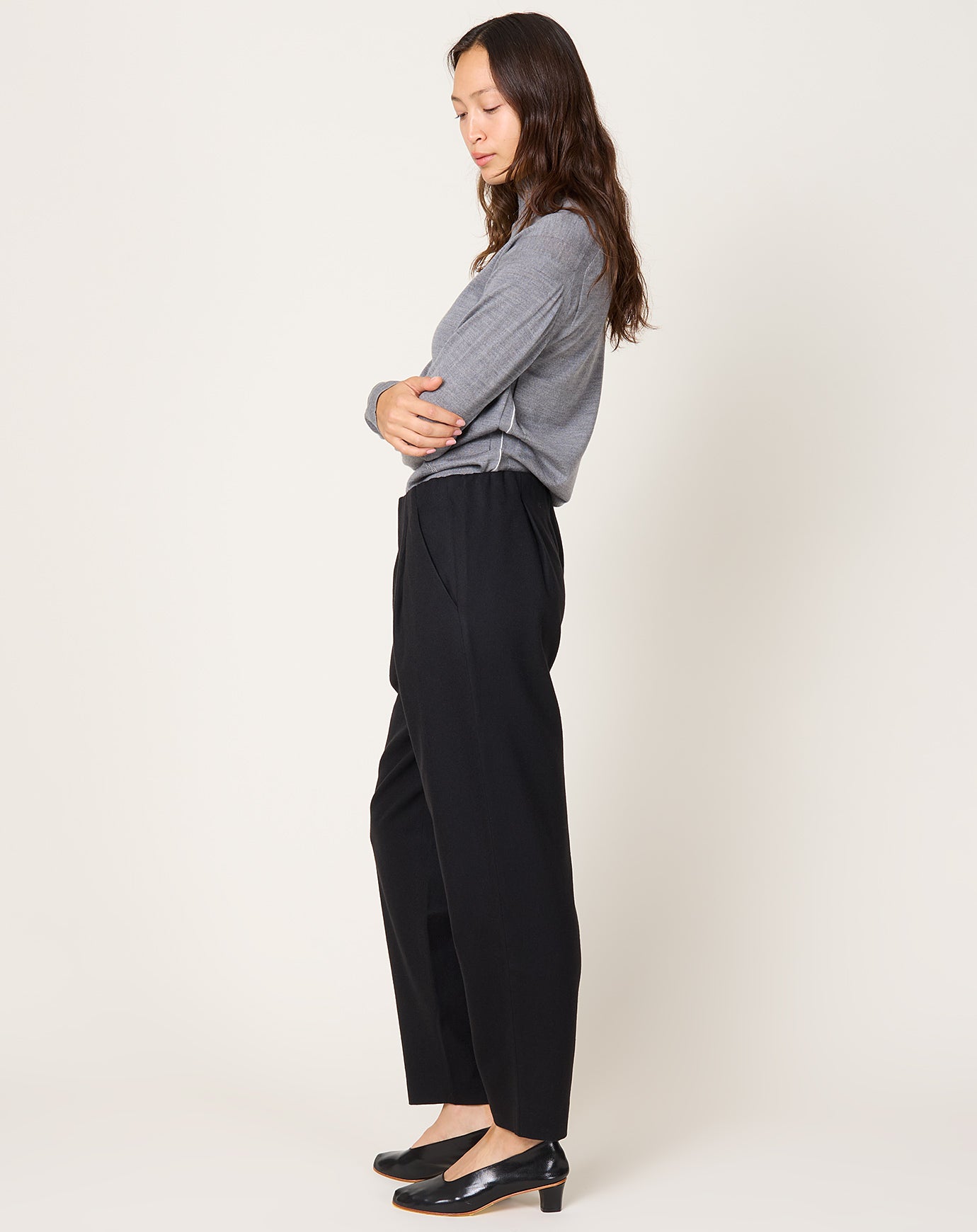 evam eva Wool Tuck Pants in Sumi