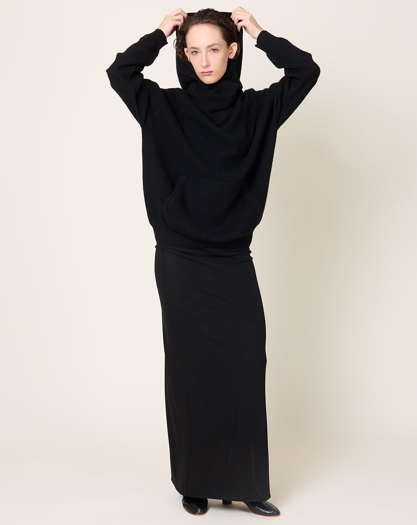 Frenckenberger Hooded Mono in Black