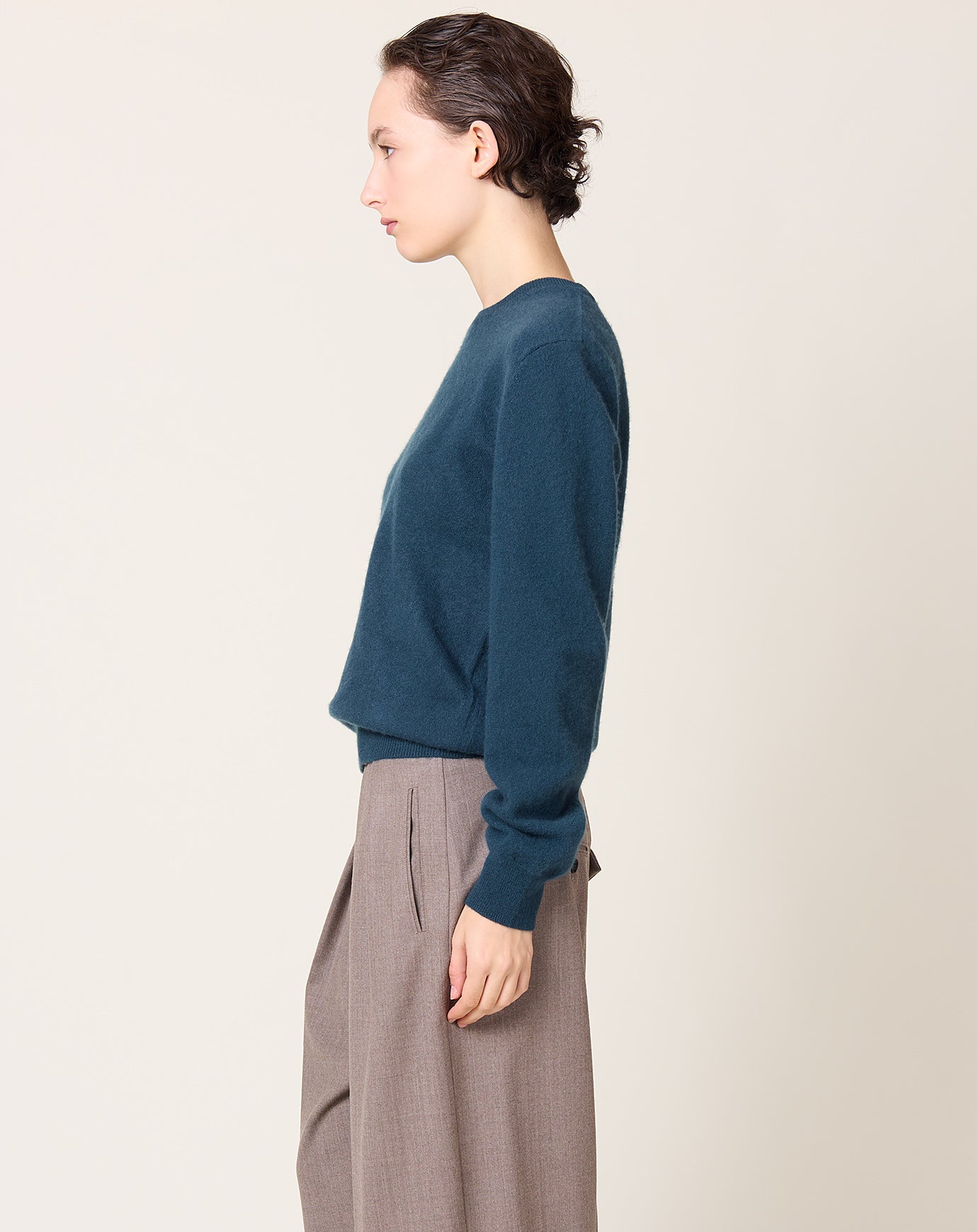 Frenckenberger Mini R Neck Sweater in Encre