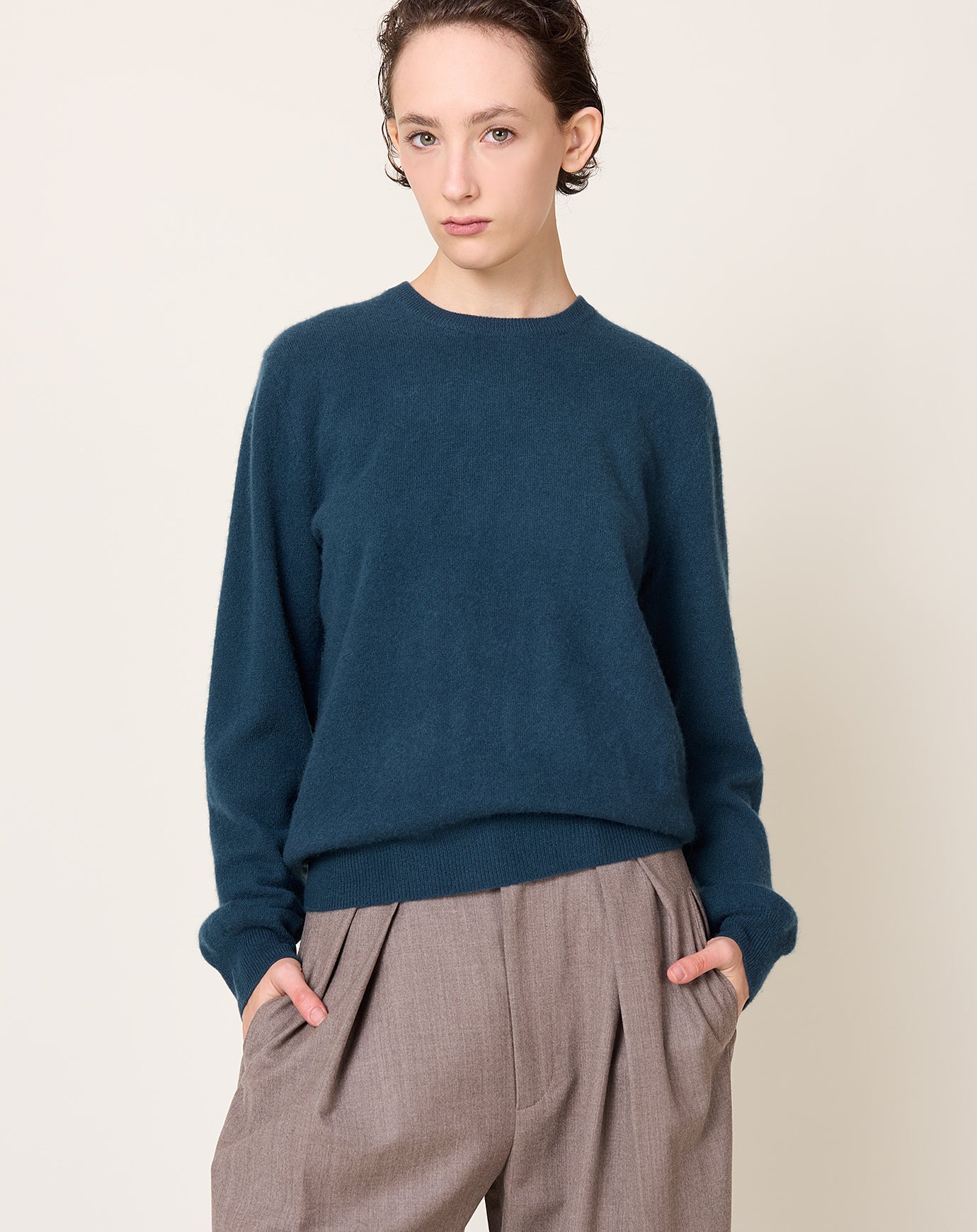 Frenckenberger Mini R Neck Sweater in Encre