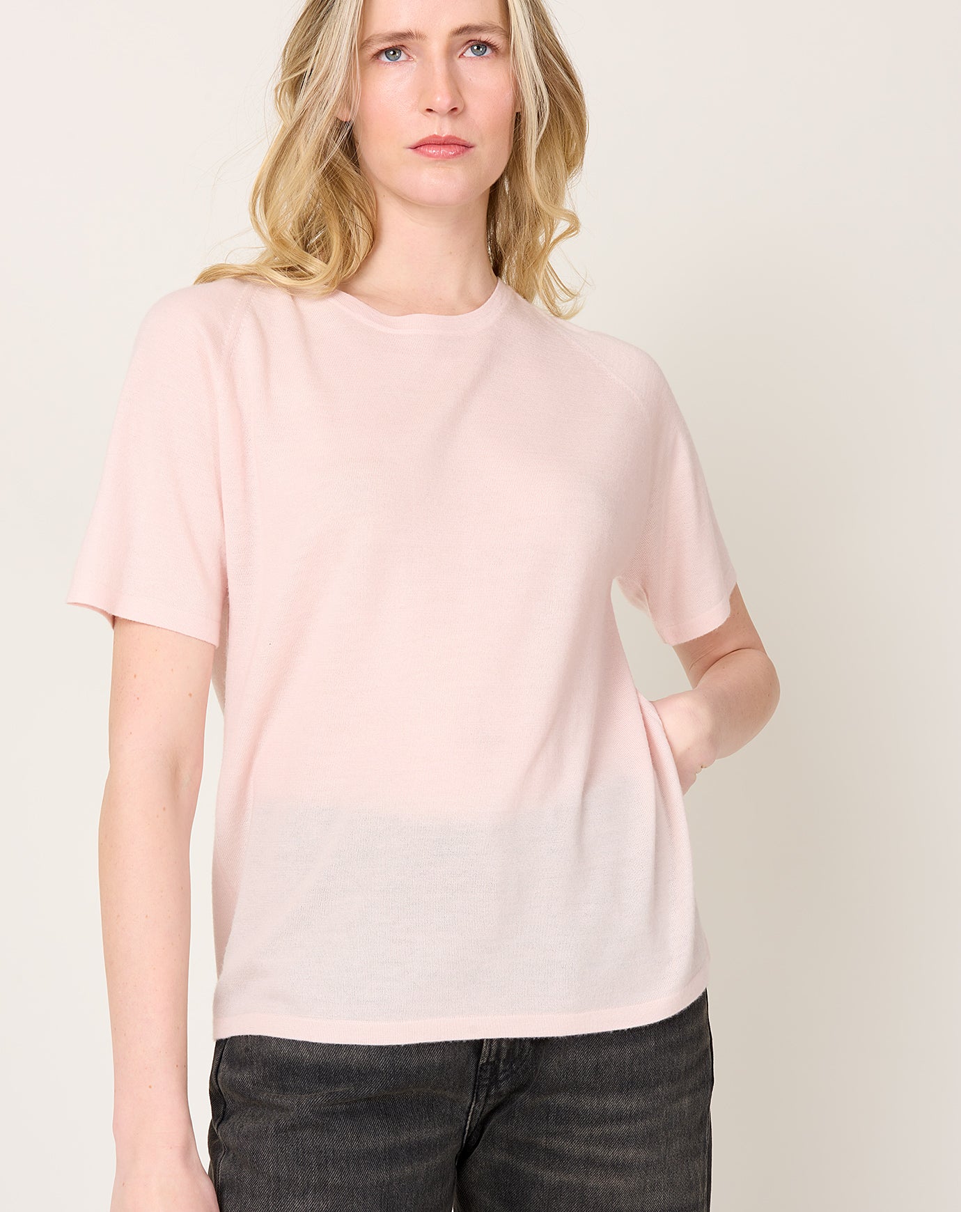 Frenckenberger Short Raglan T Shirt in Light Pink