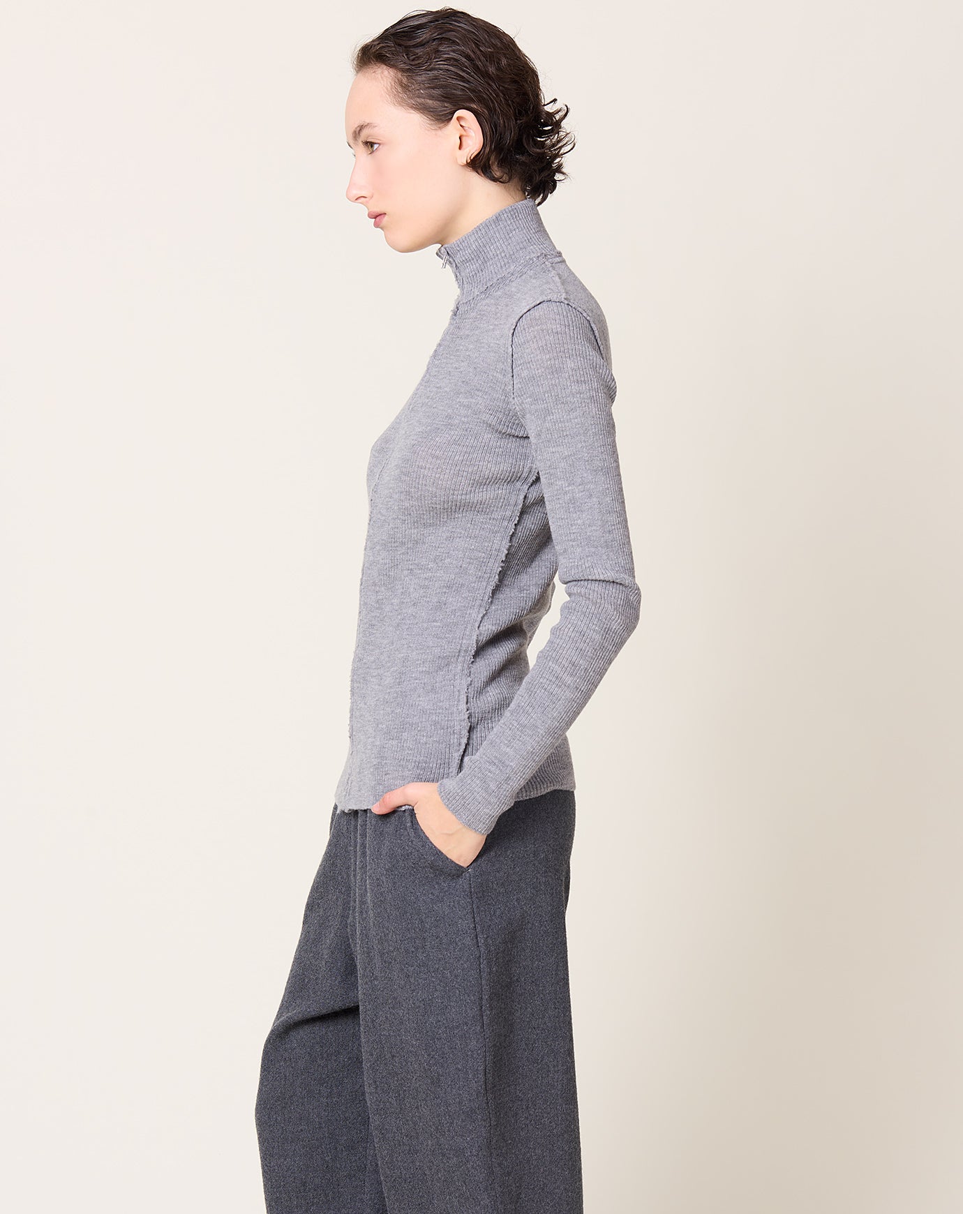 Guðrun & Guðrun Beata Cardigan in Grey