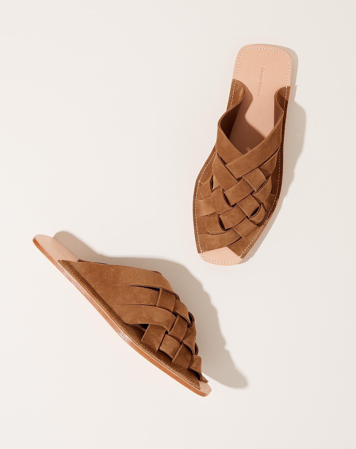 Hender Scheme Crossed Slipper in Brown