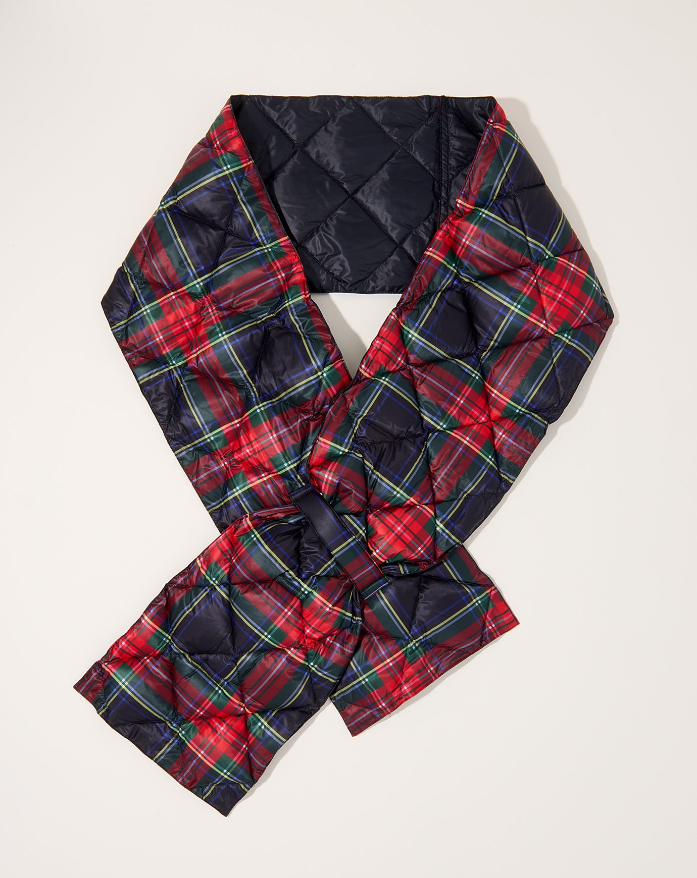 Ichi Antiquités Down Scarf in Black Tartan