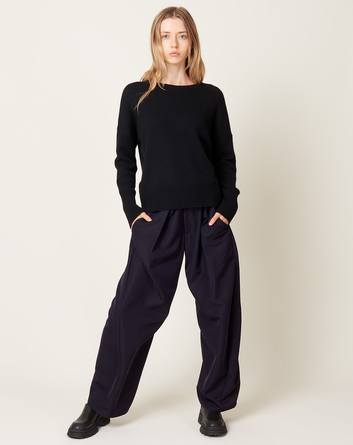 Kallmeyer Clemence Pant in Midnight Gazar